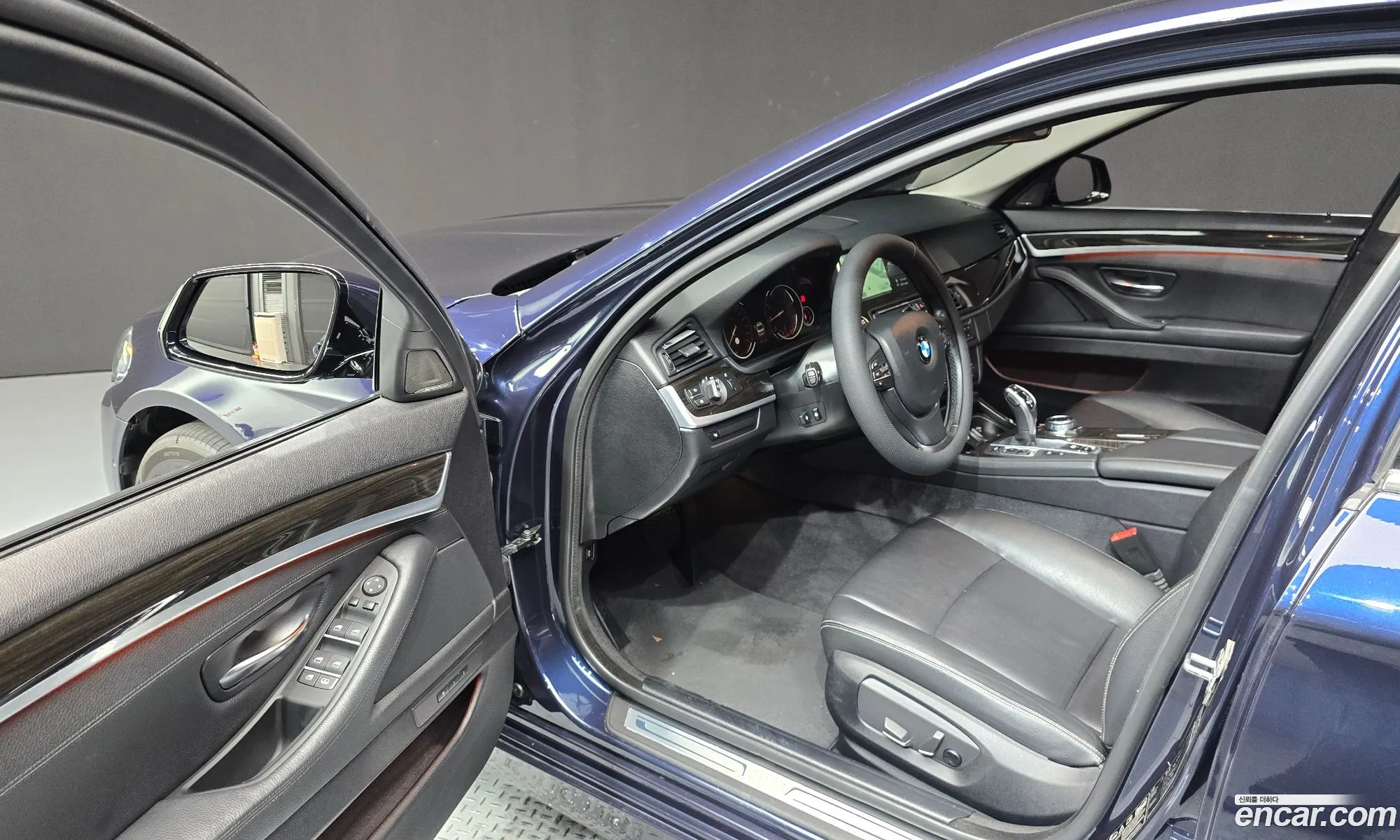 BMW 5 Series 2013 WBA5A7108ED176432 — 16