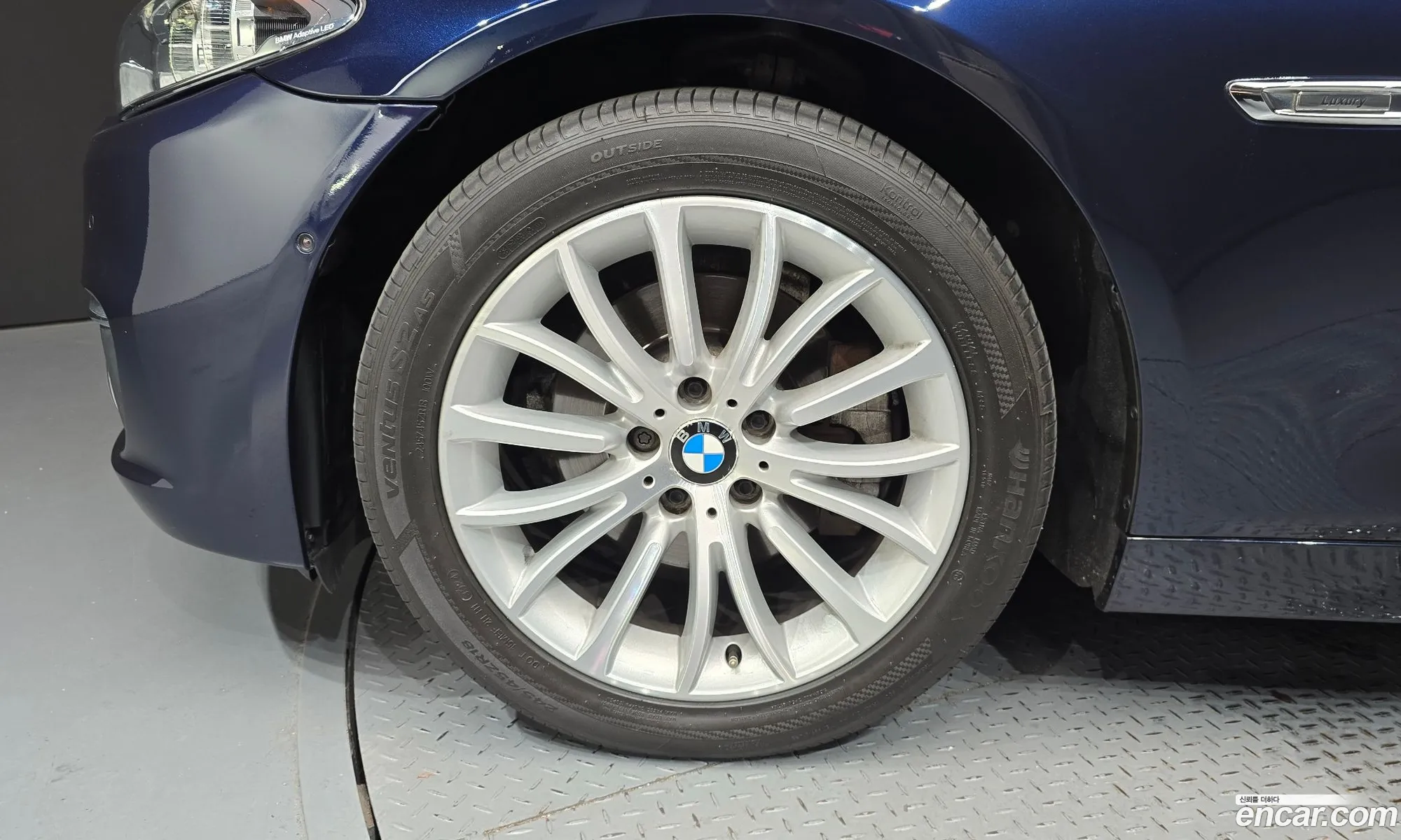 BMW 5 Series 2013 WBA5A7108ED176432 — 18