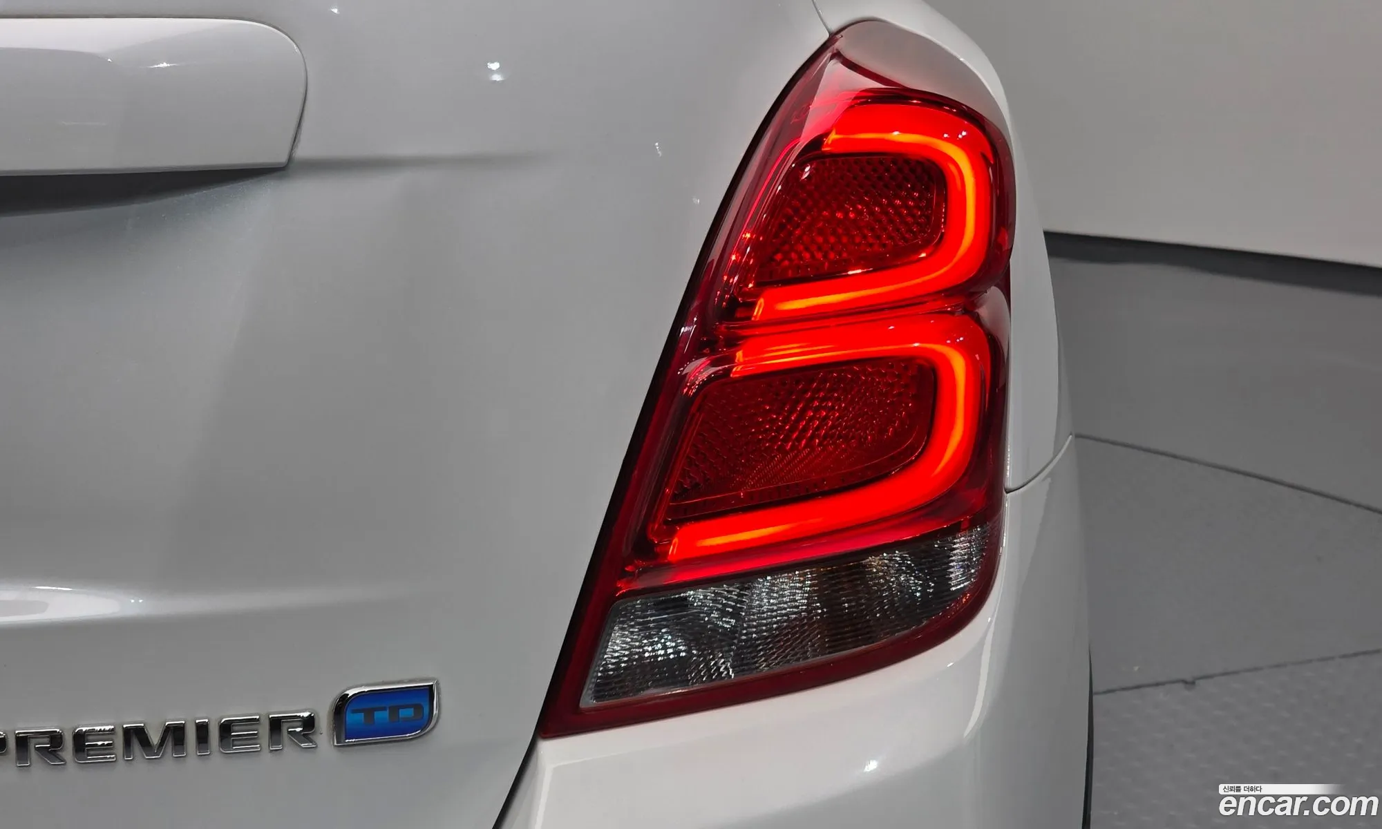 Chevrolet (GM Daewoo) Trax 2019 KLABA76CDKB819342 — 6