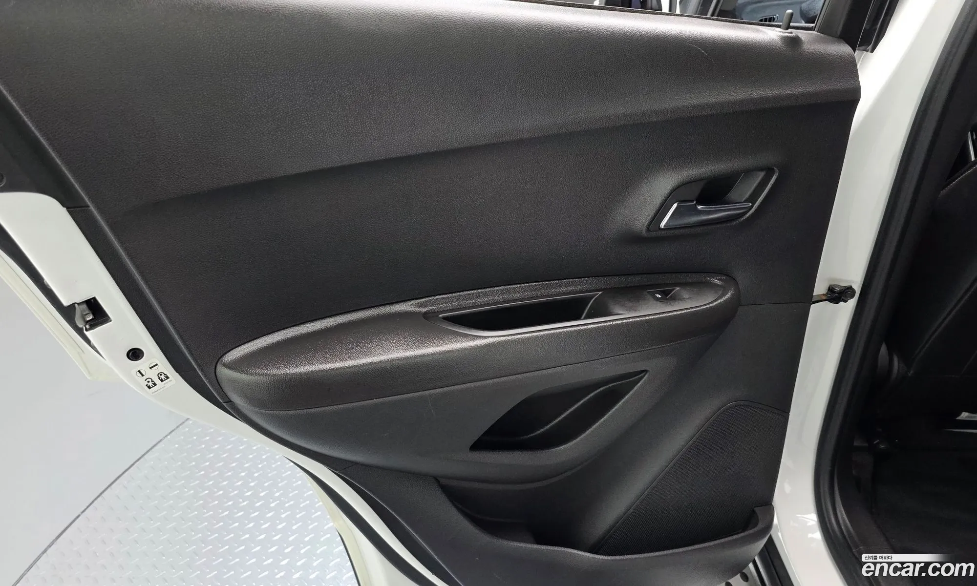 Chevrolet (GM Daewoo) Trax 2019 KLABA76CDKB819342 — 27