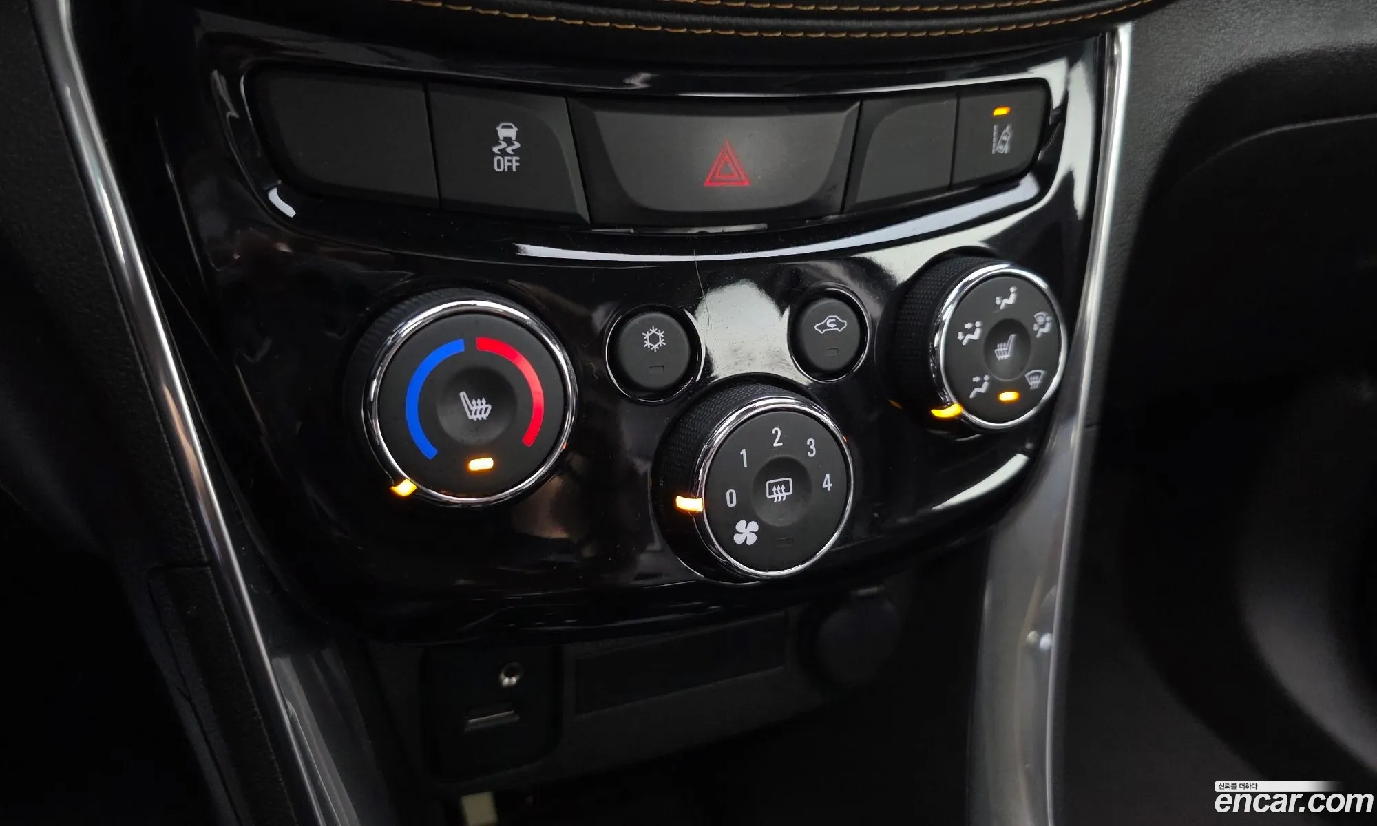 Chevrolet (GM Daewoo) Trax 2019 KLABA76CDKB819342 — 29