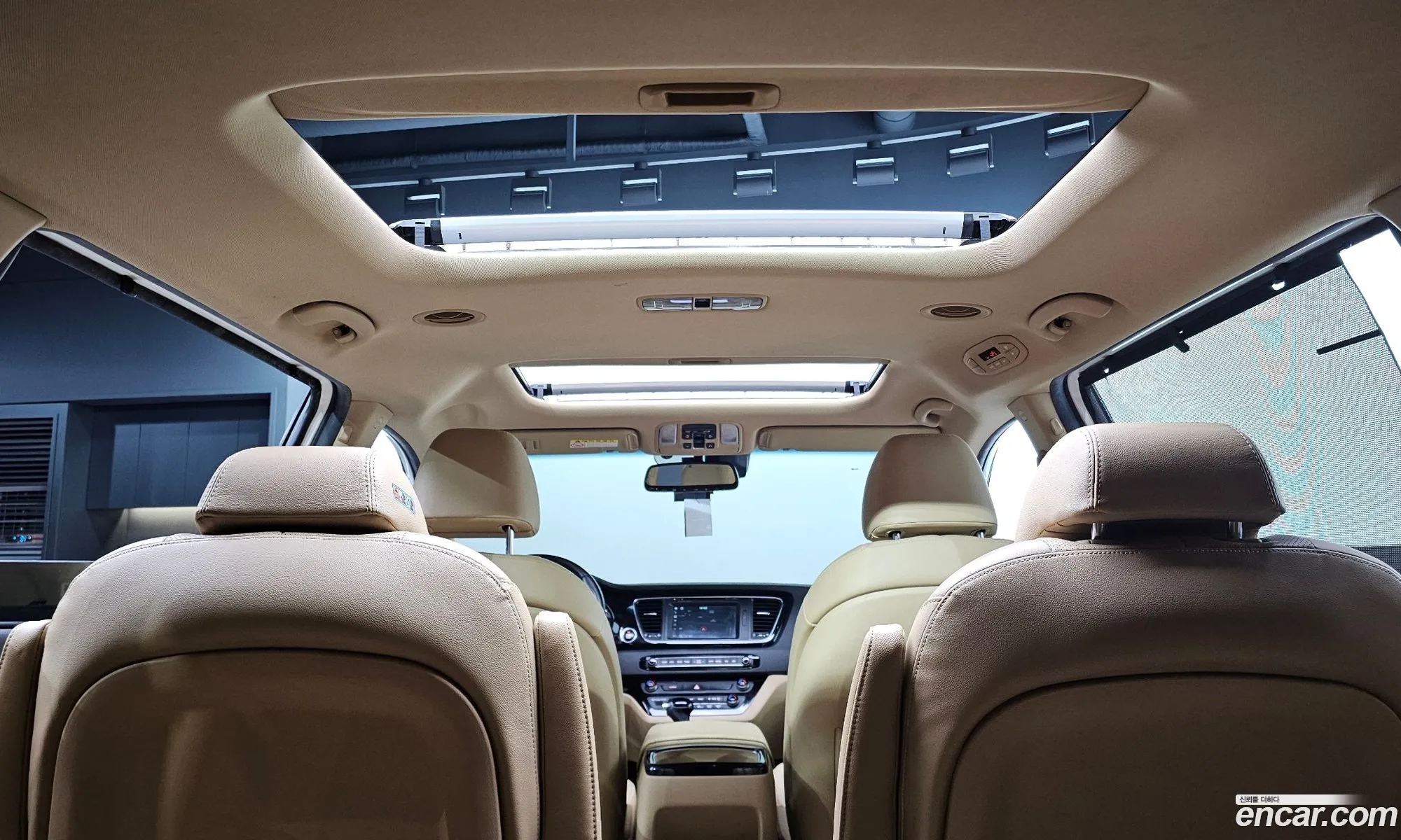 Kia Carnival 2014 KNAME81ABFS028277 — 12