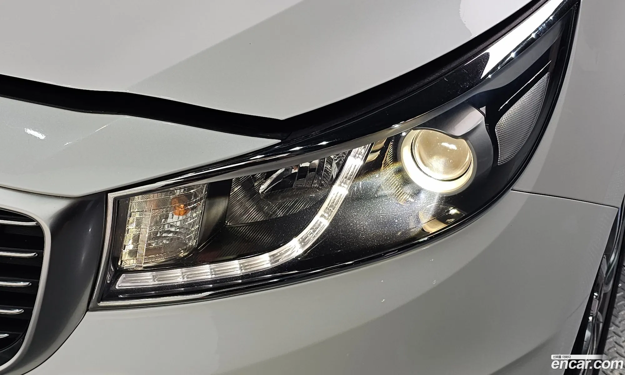 Kia Carnival 2014 KNAME81ABFS028277 — 29