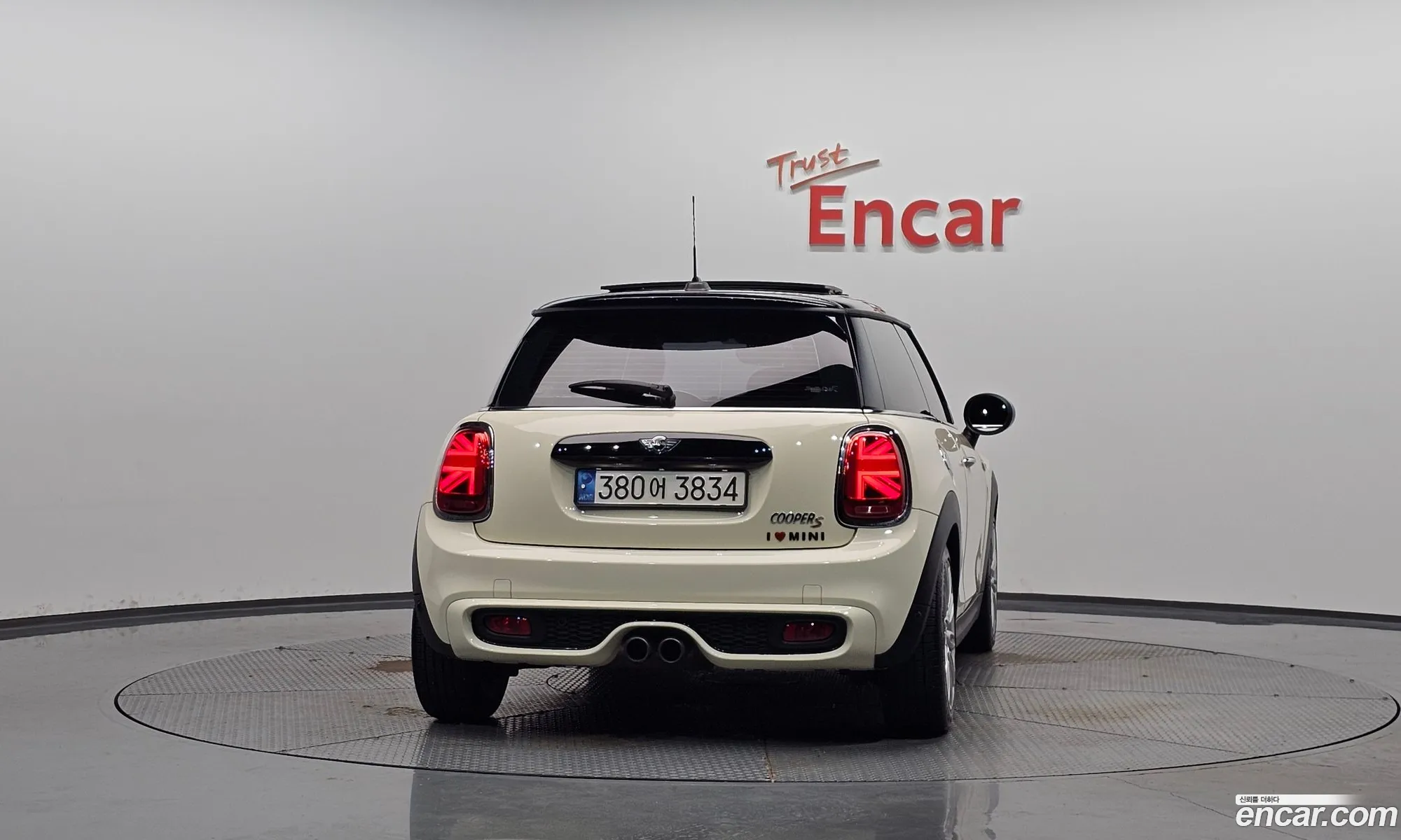 Mini Cooper S 2016 WMWXP7103GT878187 — 12