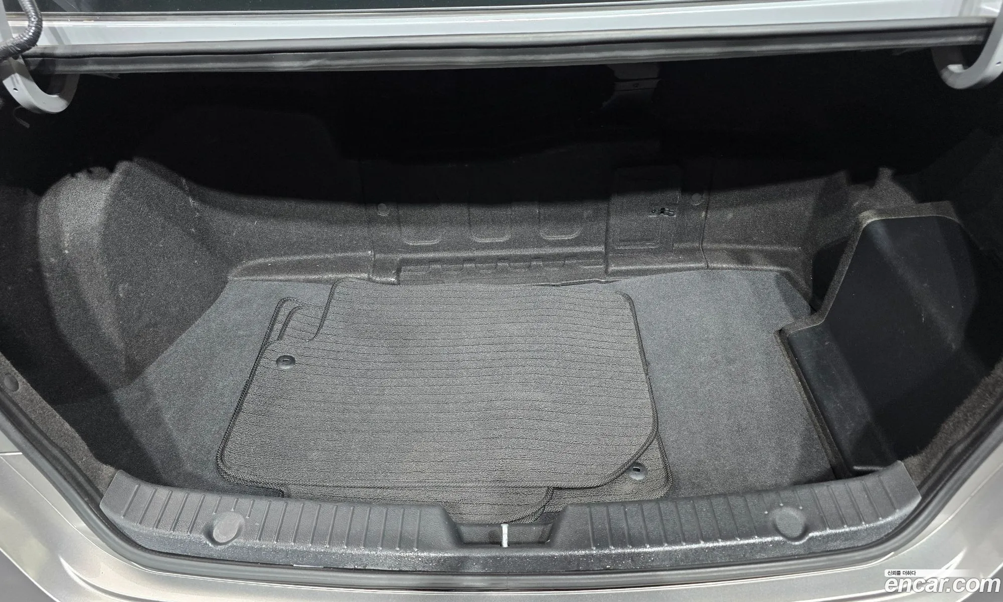 Hyundai Sonata Hybrid 2012 KMHEC415BCA052830 — 6