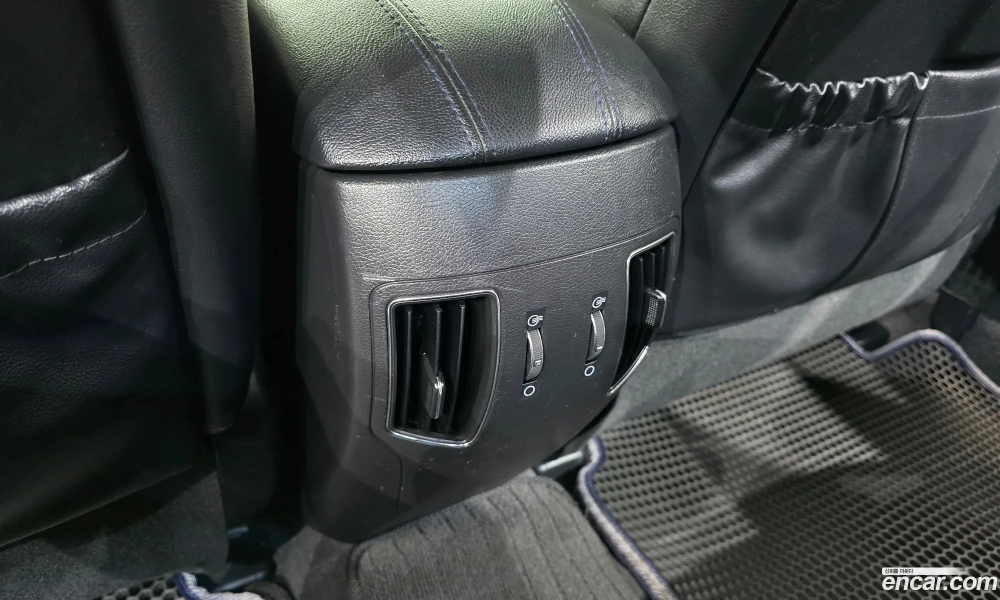Hyundai Sonata Hybrid 2012 KMHEC415BCA052830 — 4