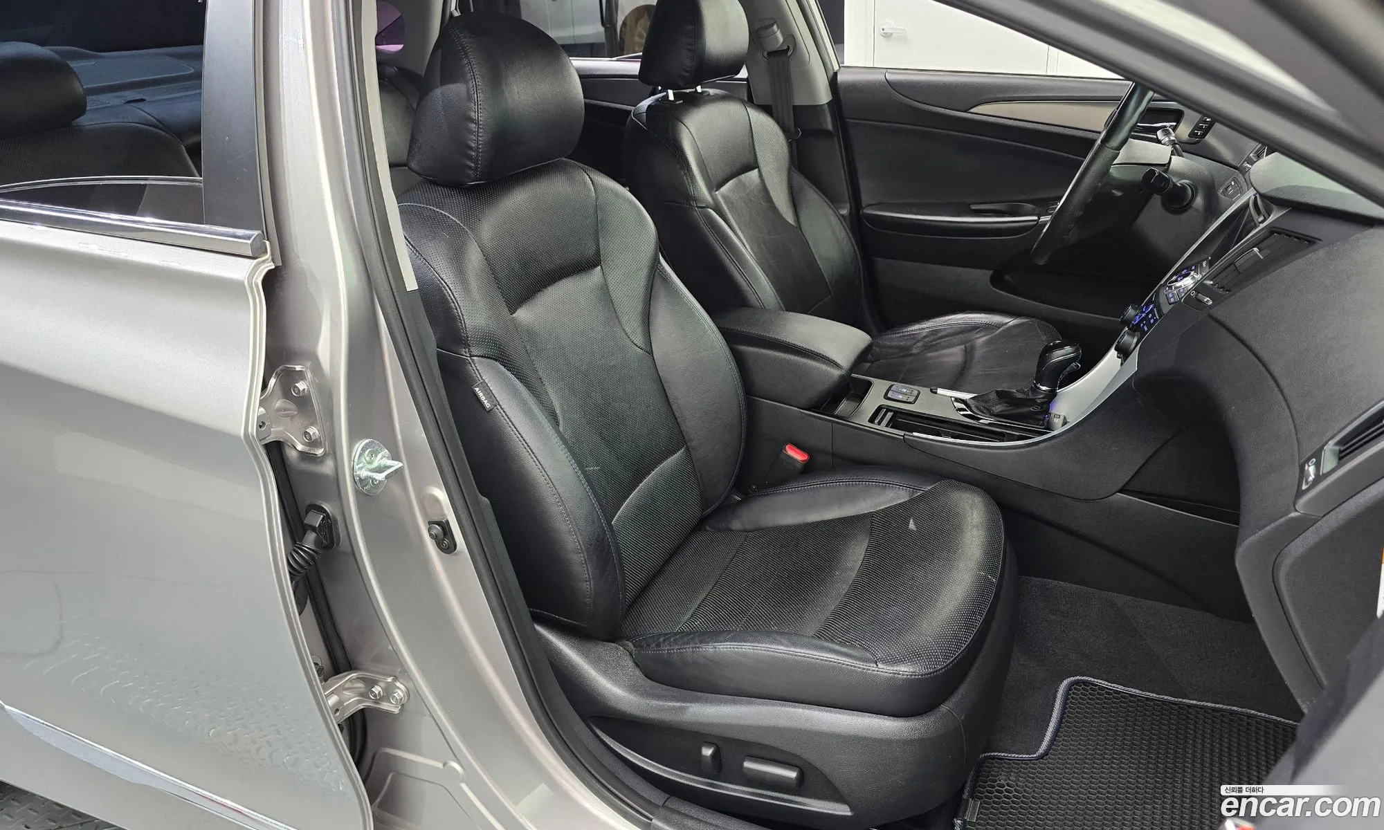Hyundai Sonata Hybrid 2012 KMHEC415BCA052830 — 11