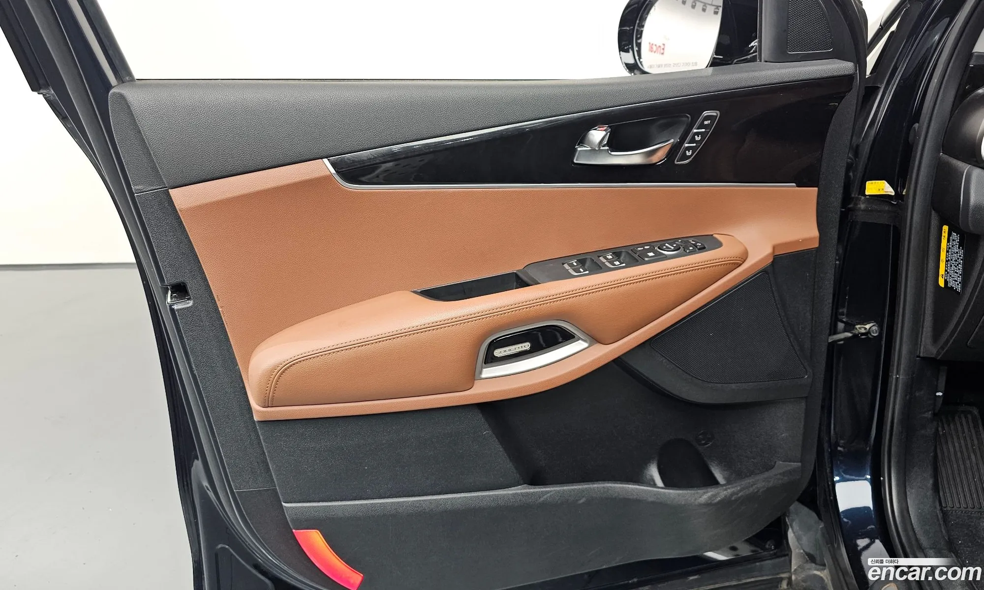 Kia Sorento 2018 KNAPK81BDKA528818 — 9