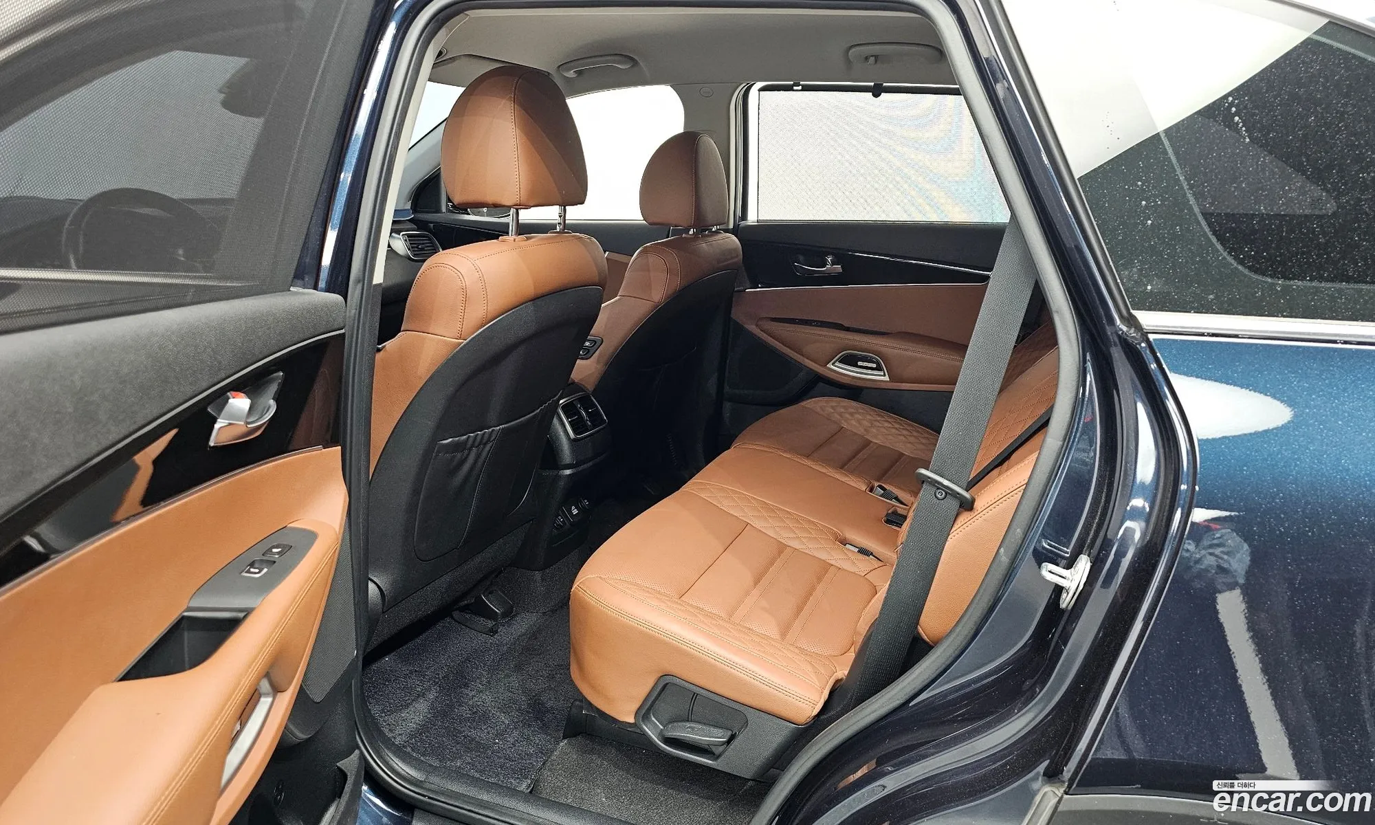 Kia Sorento 2018 KNAPK81BDKA528818 — 2