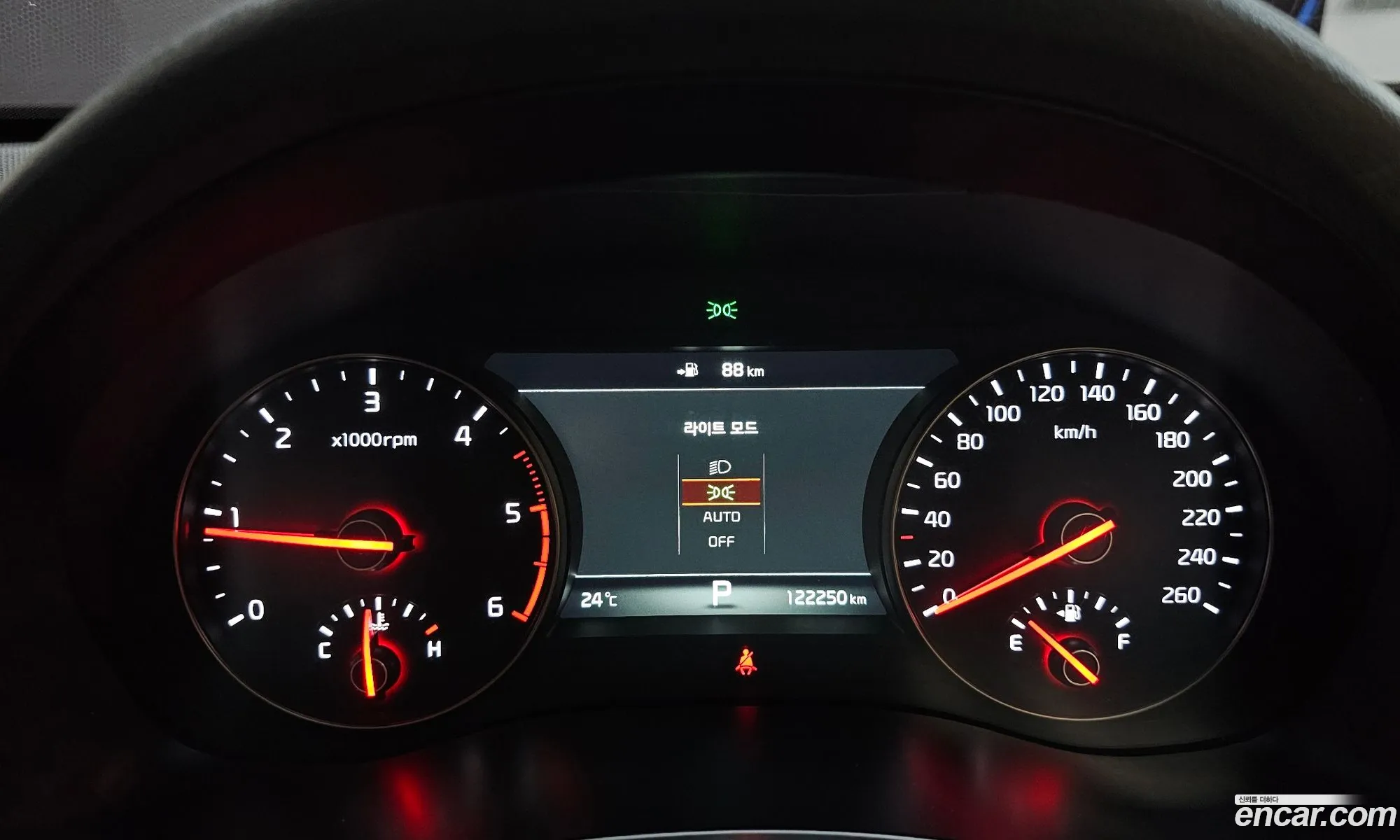 Kia K7 2017 — 18