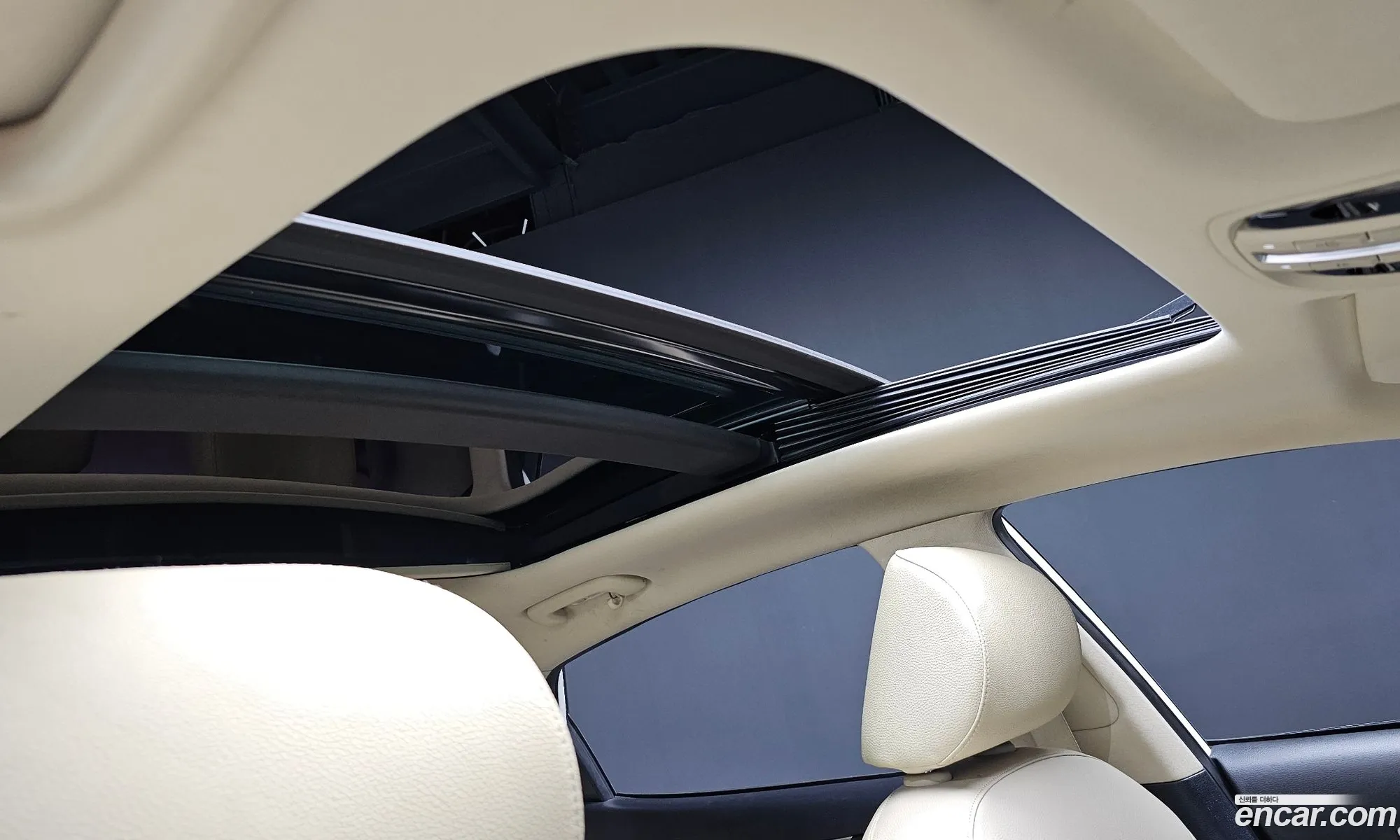 Kia K7 2017 — 11