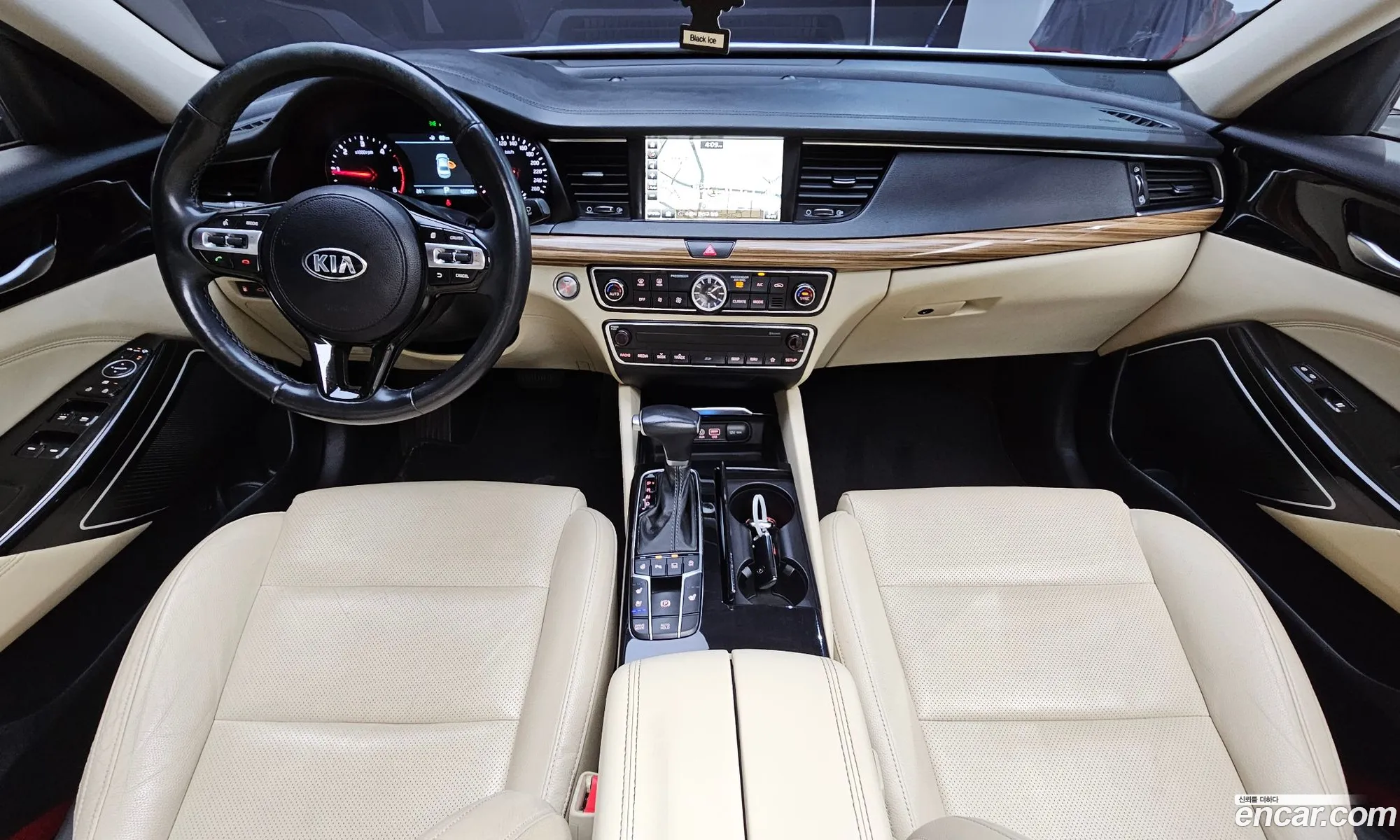Kia K7 2017 — 25