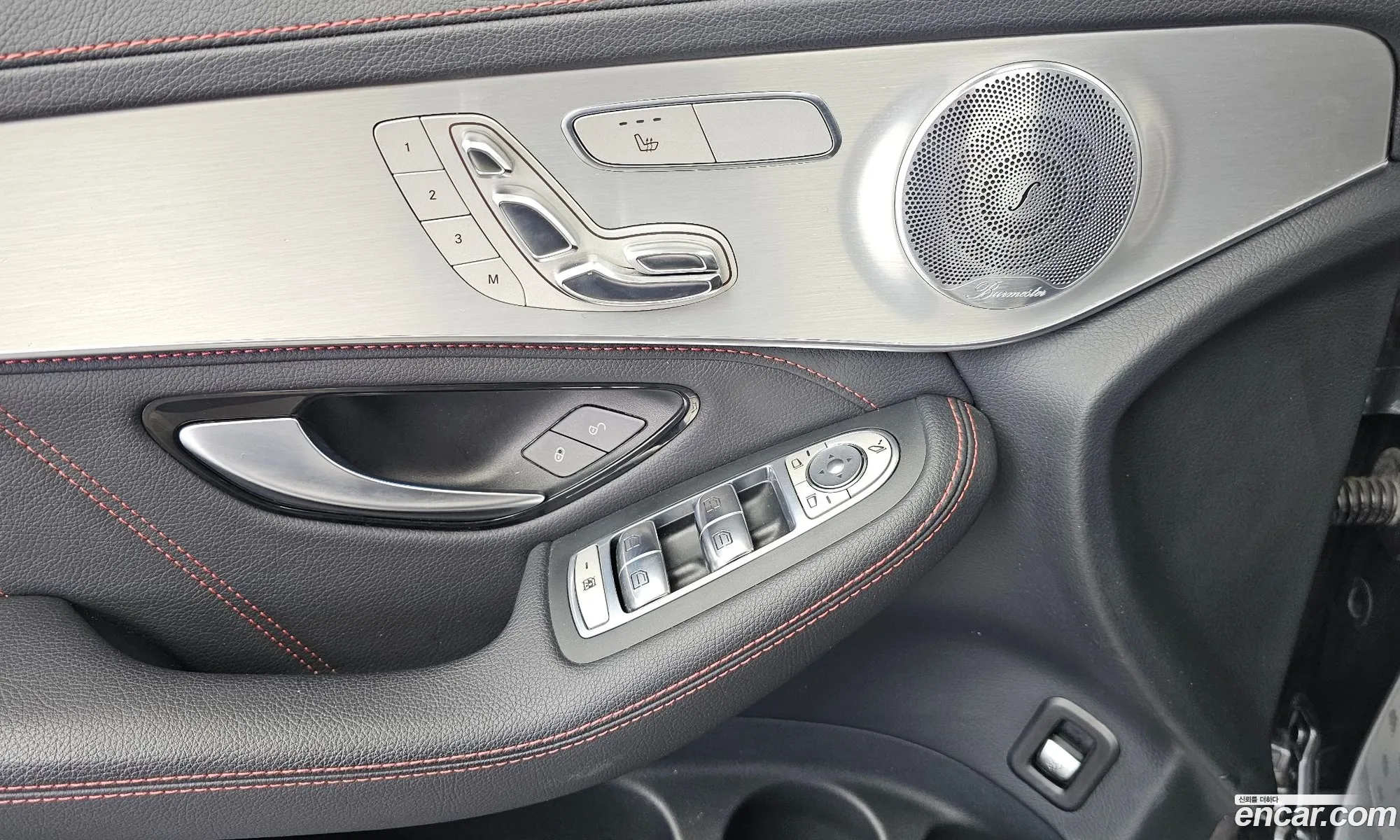 Mercedes-Benz GLC-Class X253 2019 — 24