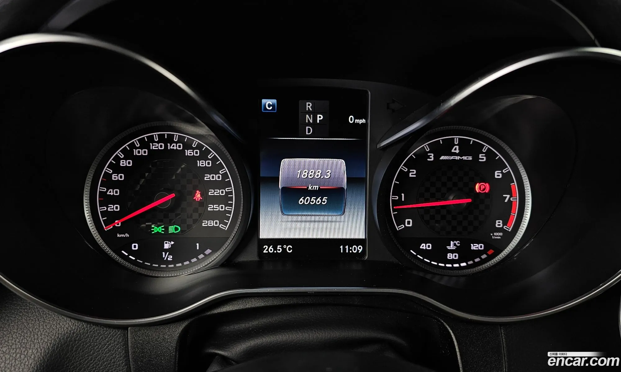 Mercedes-Benz GLC-Class X253 2019 — 23