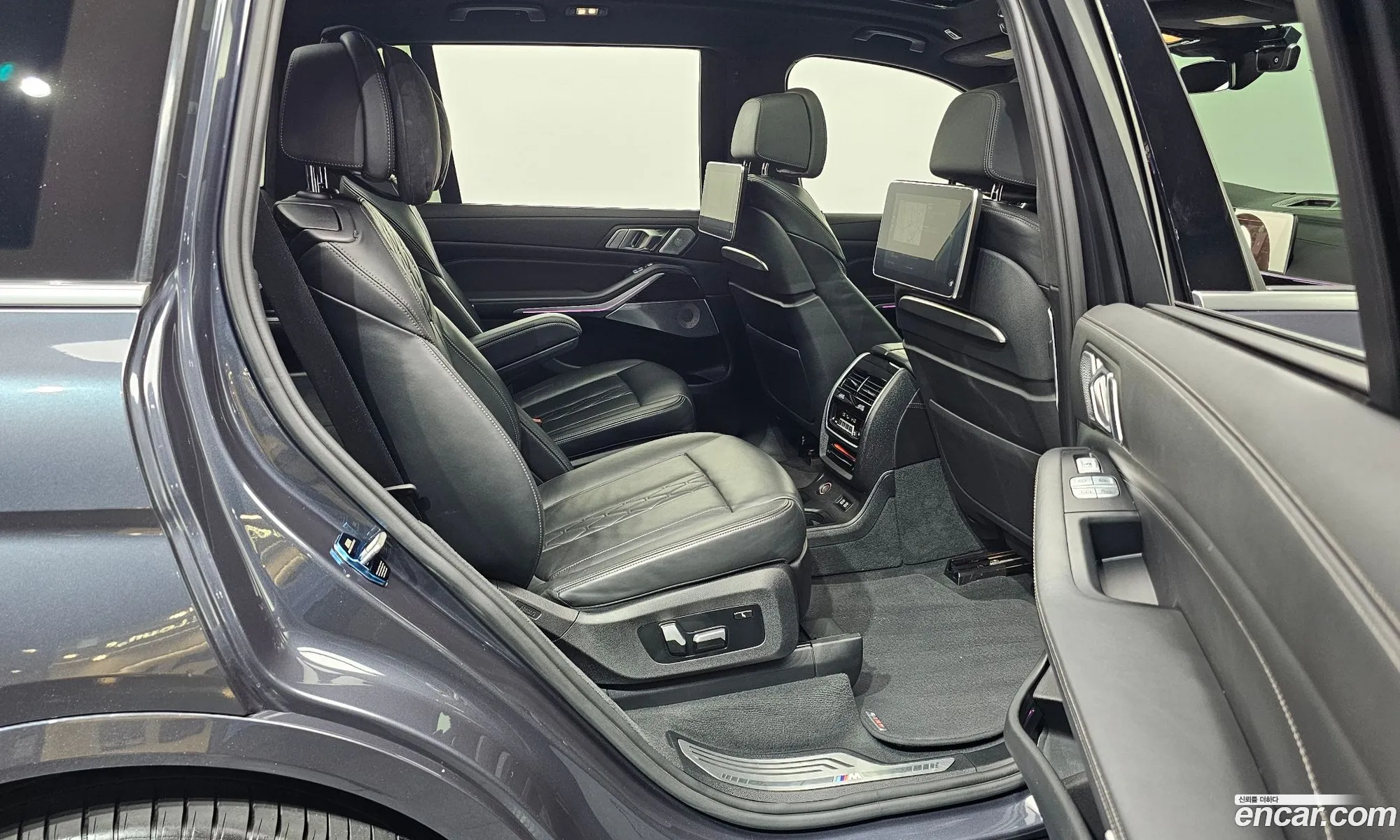 BMW X7 2020 — 19
