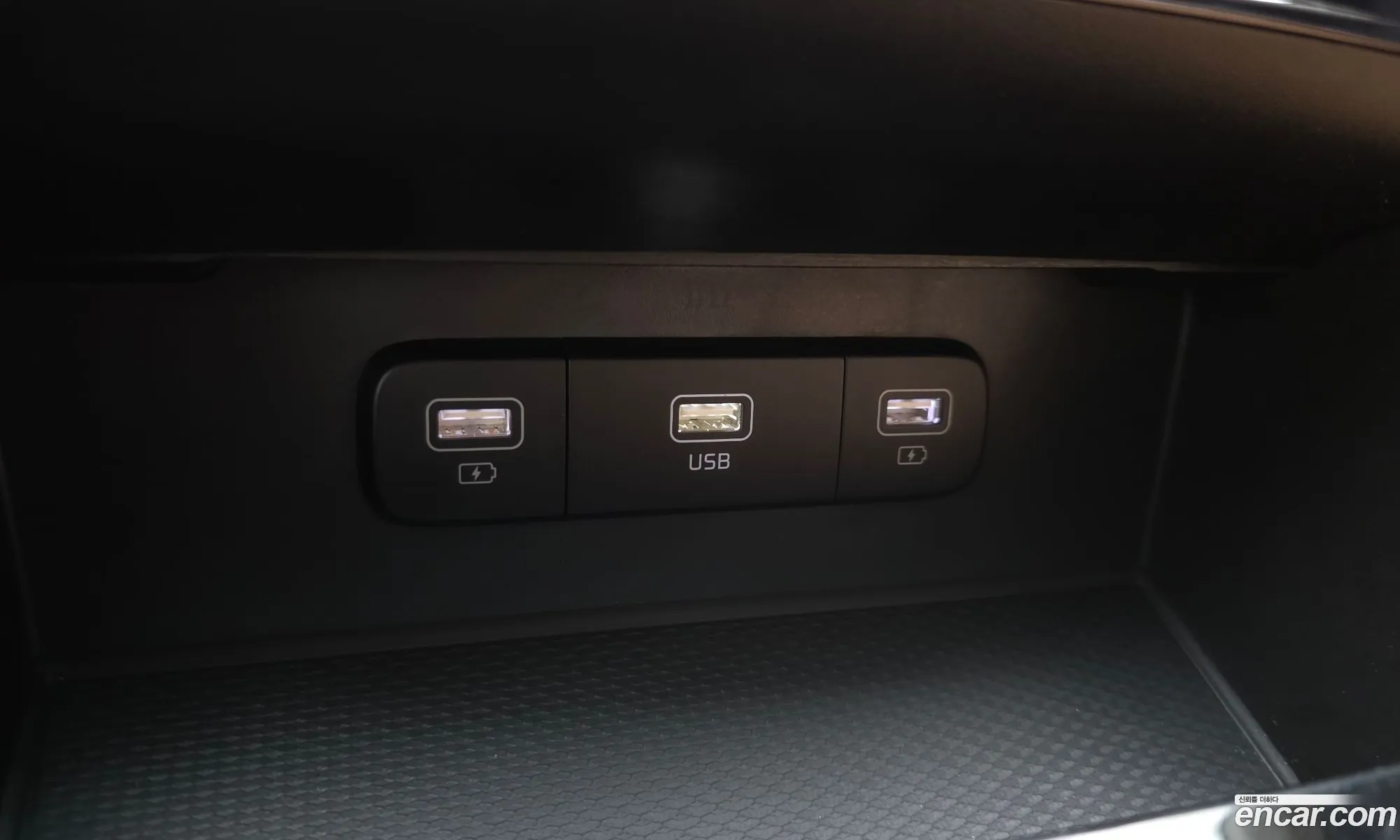 Kia Carnival 2020 KNANC81BBMS034649 — 22