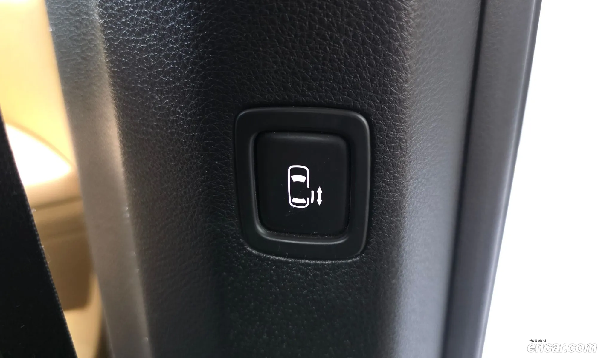 Kia Carnival 2020 KNANC81BBMS034649 — 9