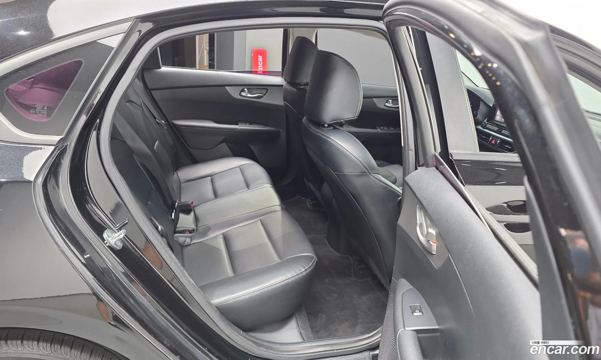 Kia K3 2019 — 10