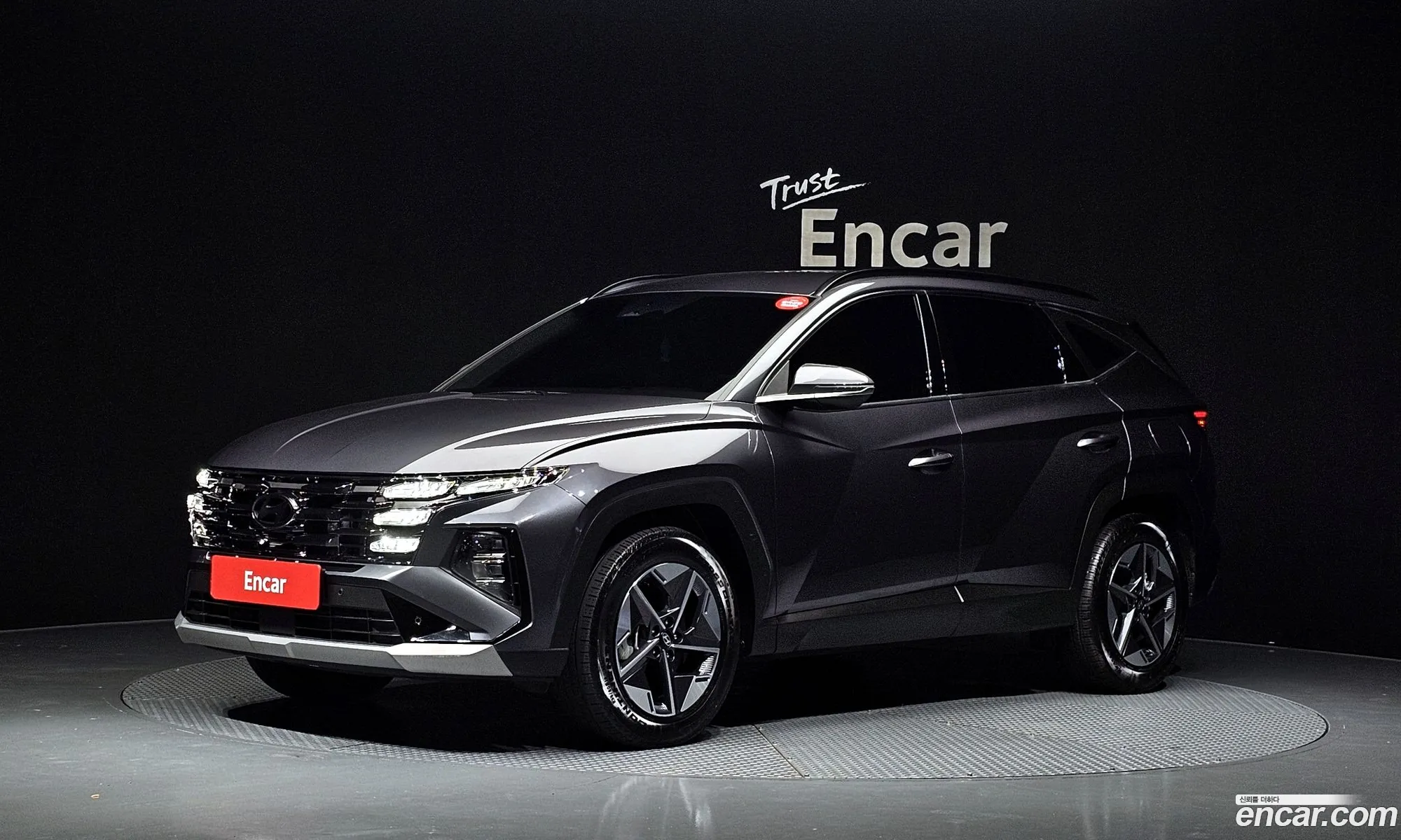 Hyundai Tucson Hybrid 2025 — 17