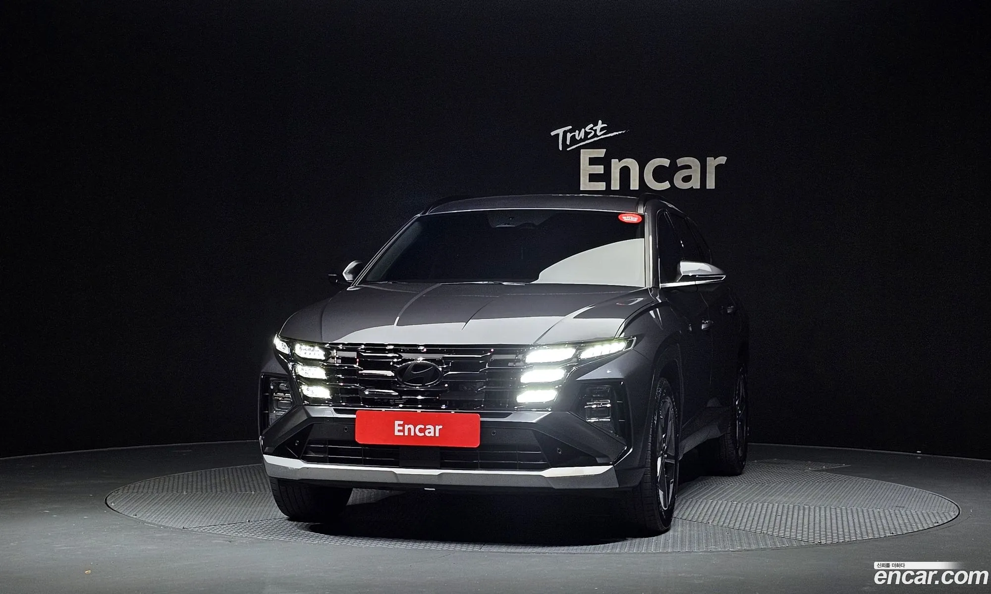 Hyundai Tucson Hybrid 2025 — 12