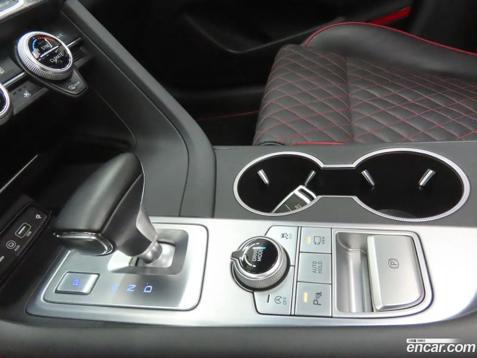 Genesis G70 2019 — 17