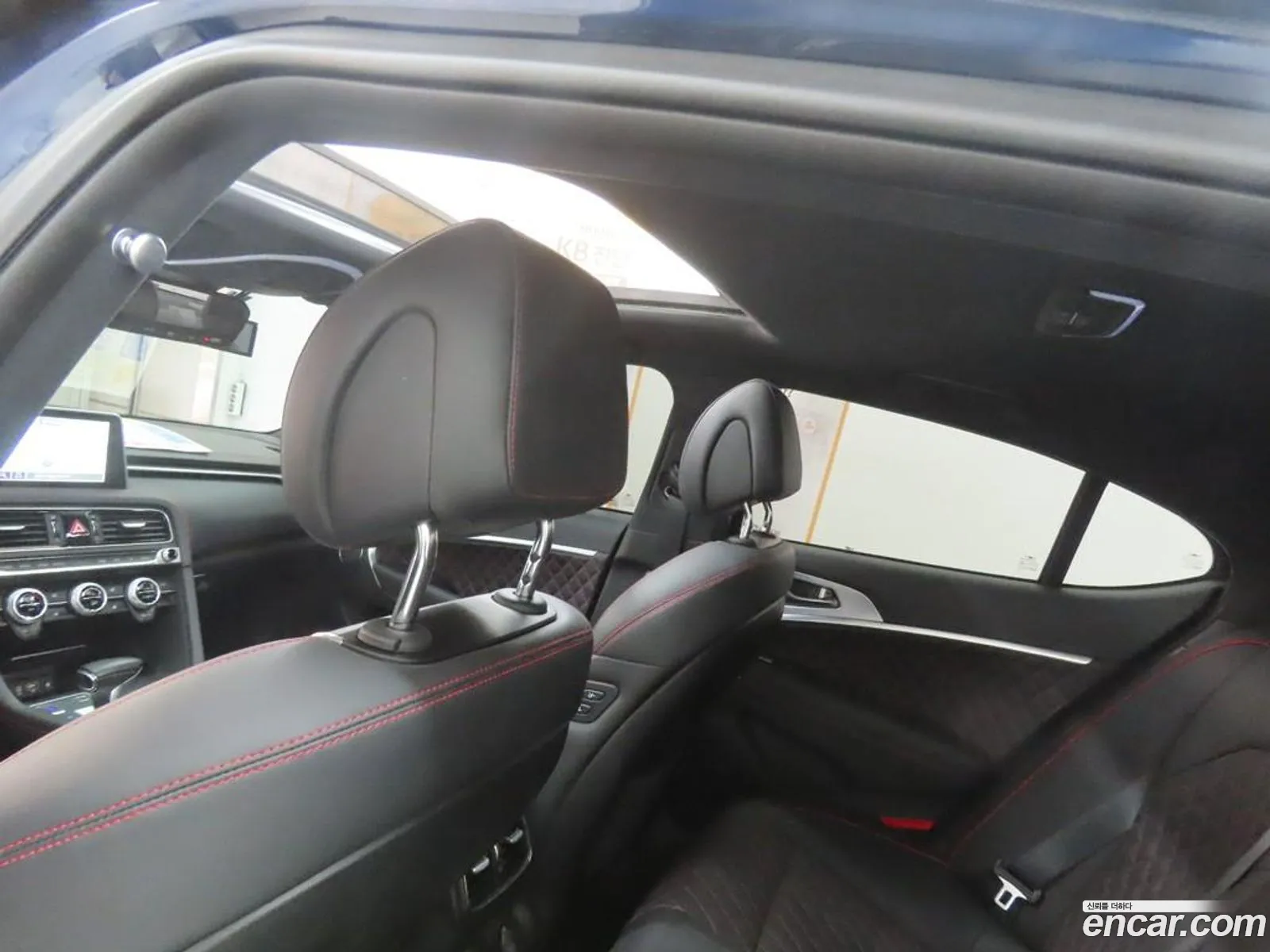 Genesis G70 2019 — 13