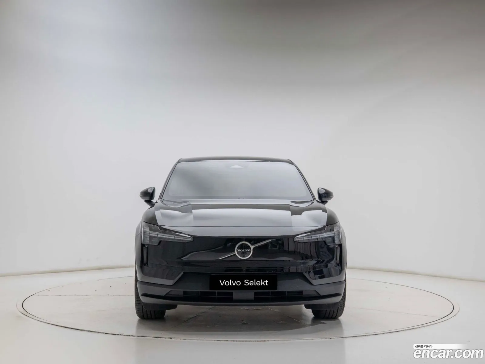 Volvo EX30 2025 — 12