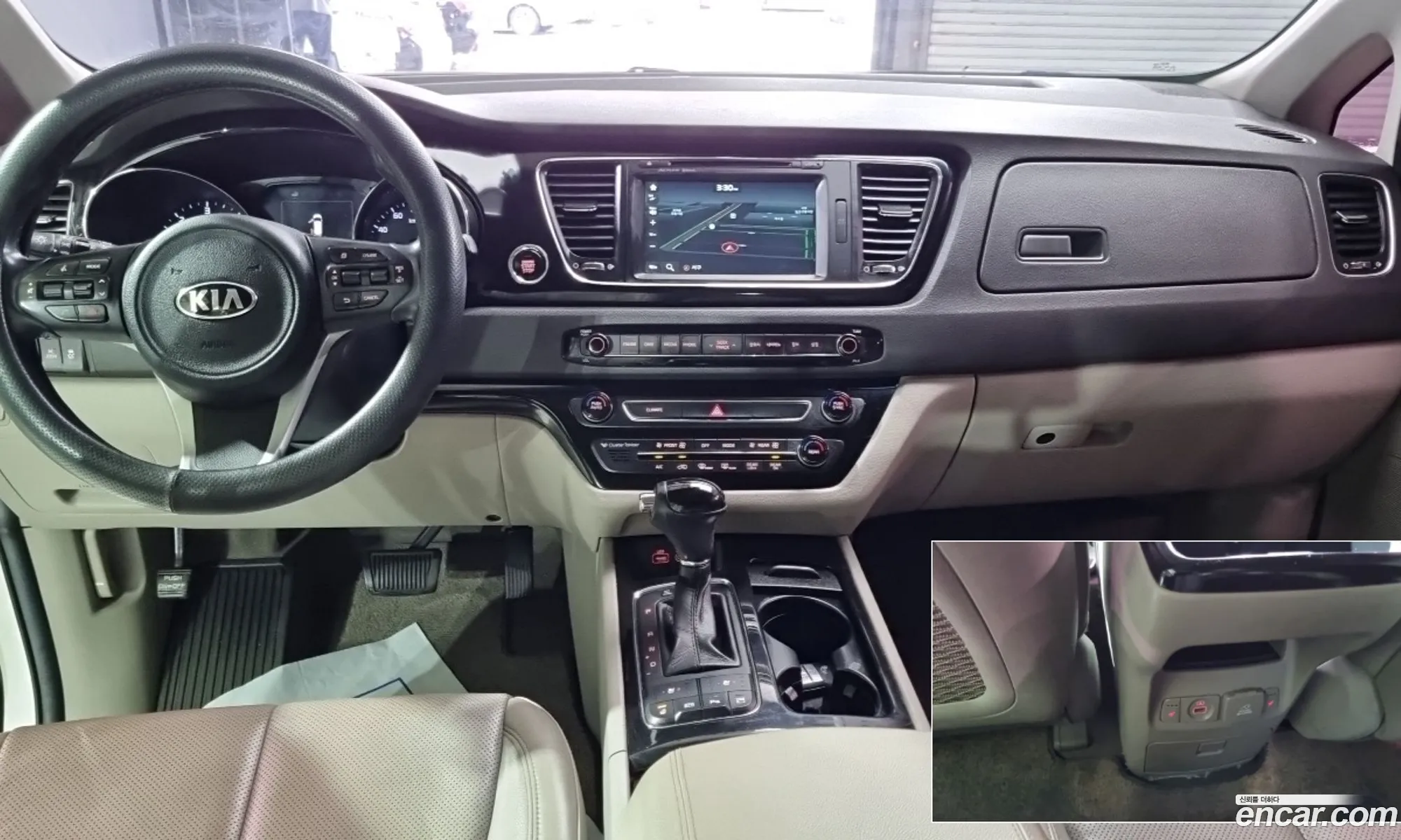 Kia Carnival 2015 — 13