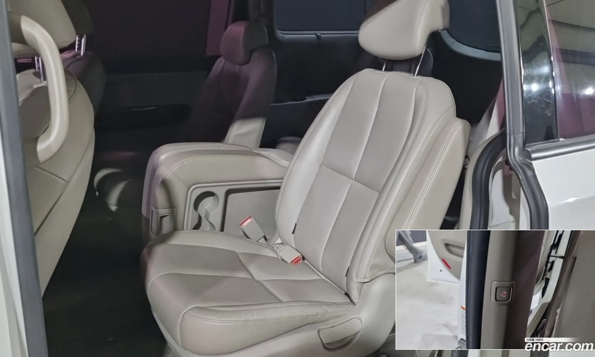 Kia Carnival 2015 — 16