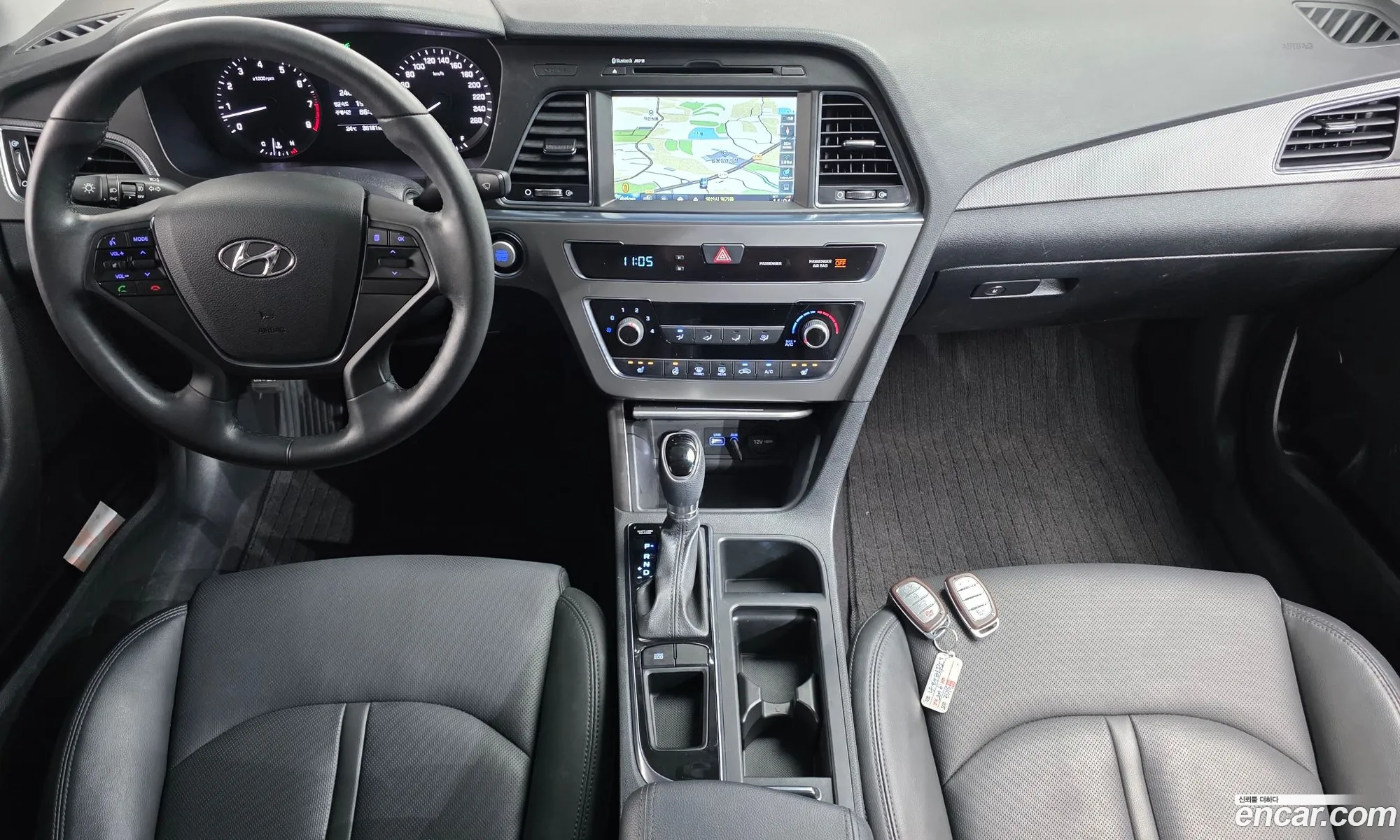 Hyundai LF Sonata 2016 KMHE341DBHA296563 — 2