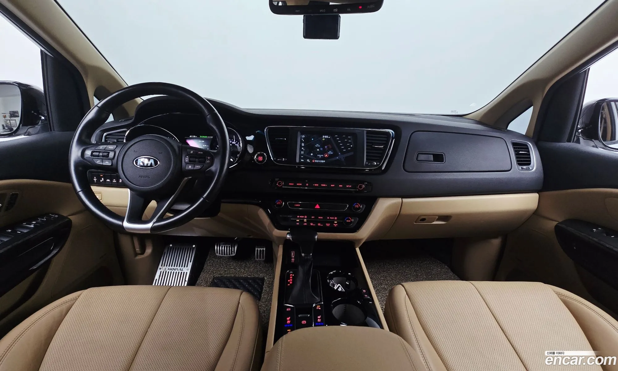 Kia Carnival 2018 — 16