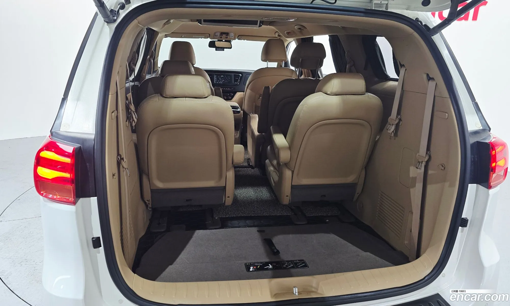 Kia Carnival 2018 — 29