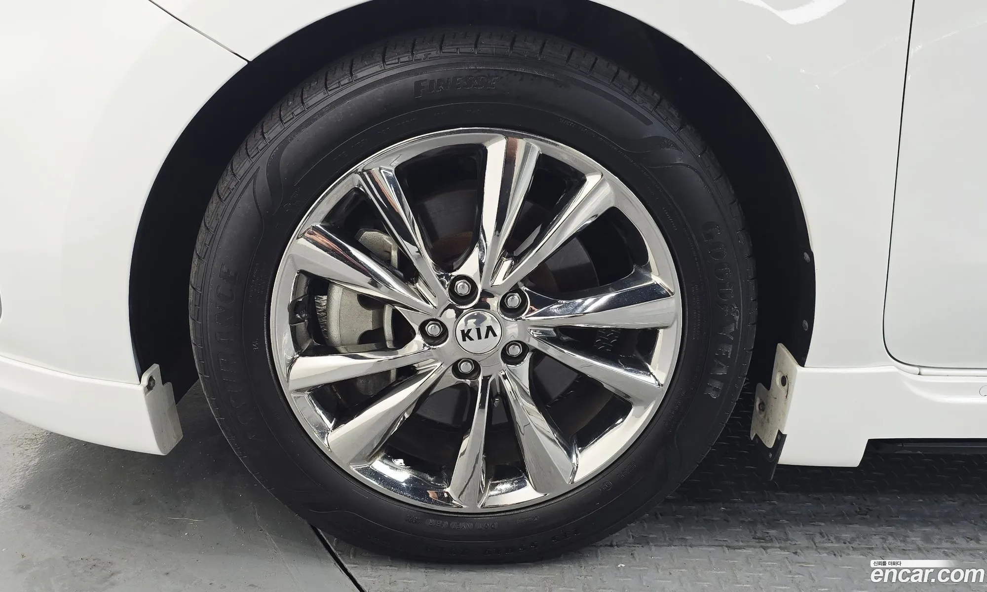 Kia Carnival 2018 — 24