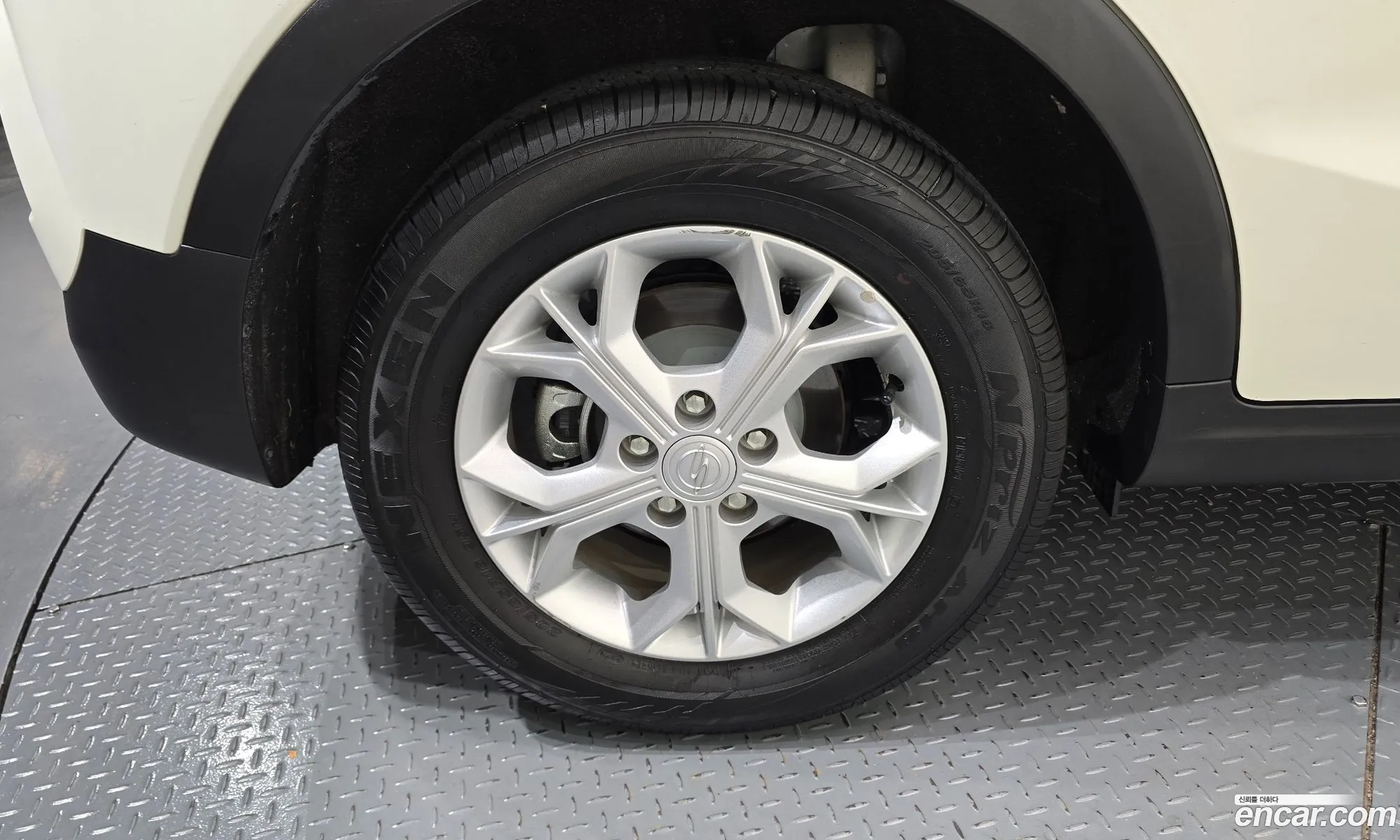 KG Mobility (SsangYong) Tivoli 2020 — 13