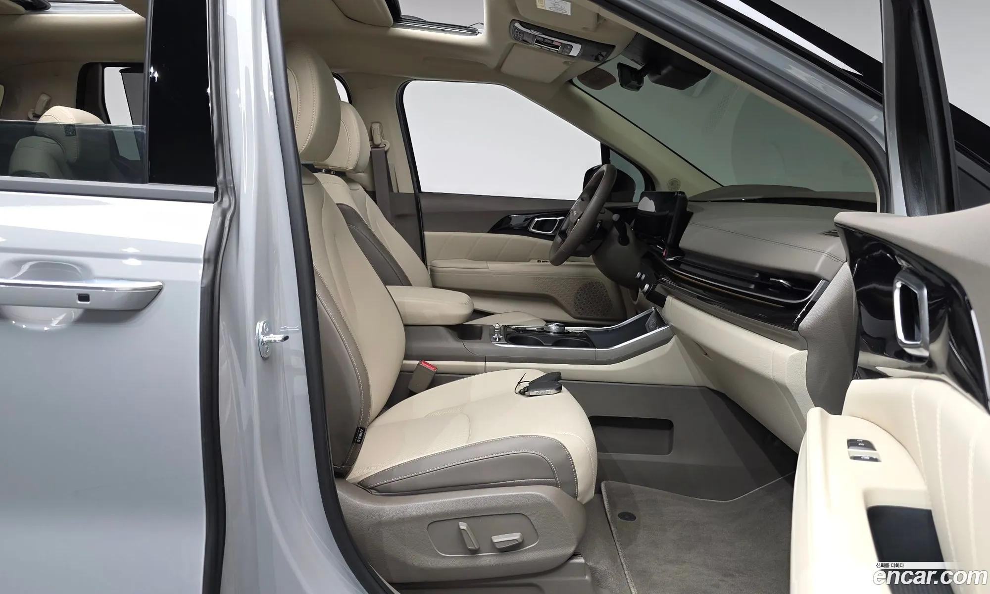 Kia Carnival 2025 — 33