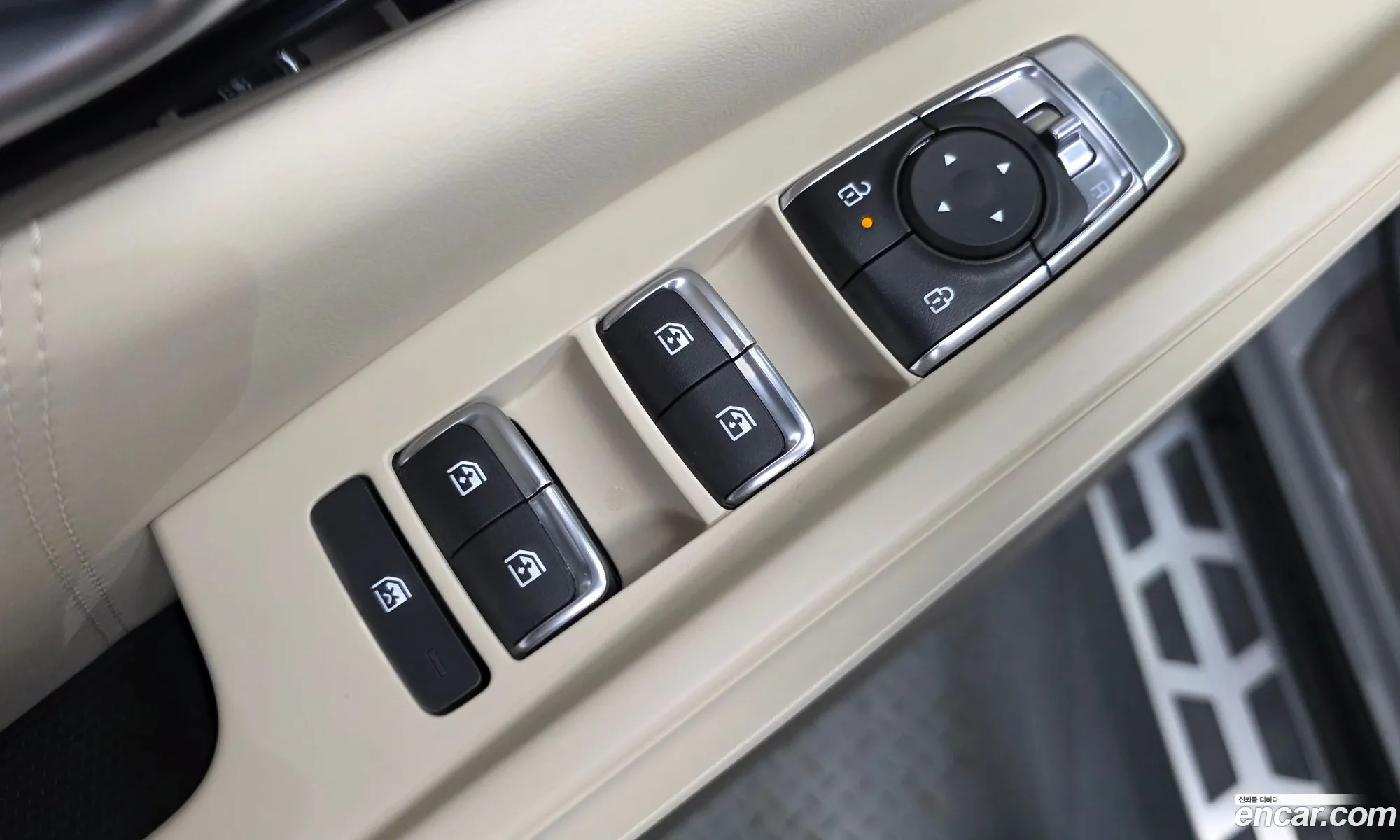 Kia Carnival 2025 — 8