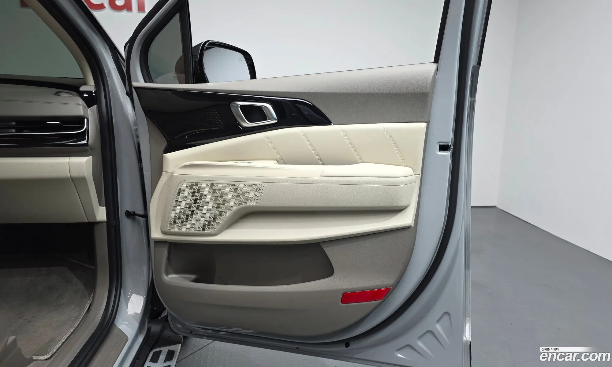 Kia Carnival 2025 — 26