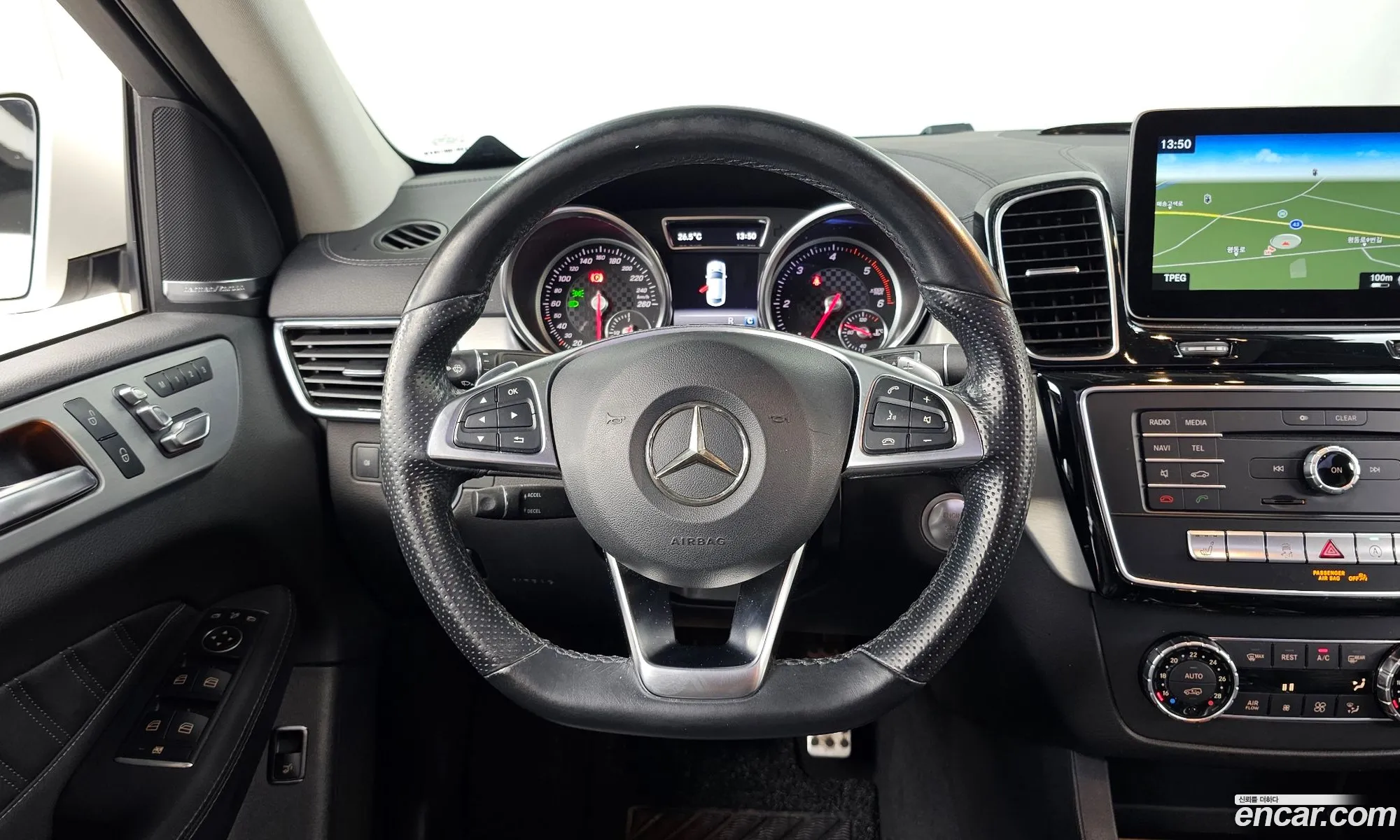 Mercedes-Benz GLE-Class W166 2018 WDCED2EB7JA111649 — 32