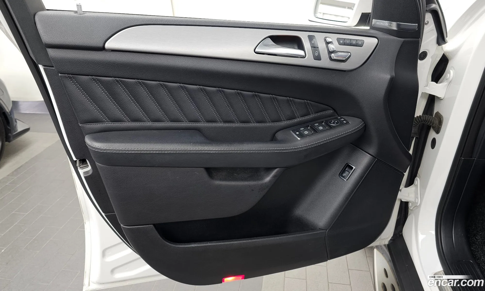 Mercedes-Benz GLE-Class W166 2018 WDCED2EB7JA111649 — 31