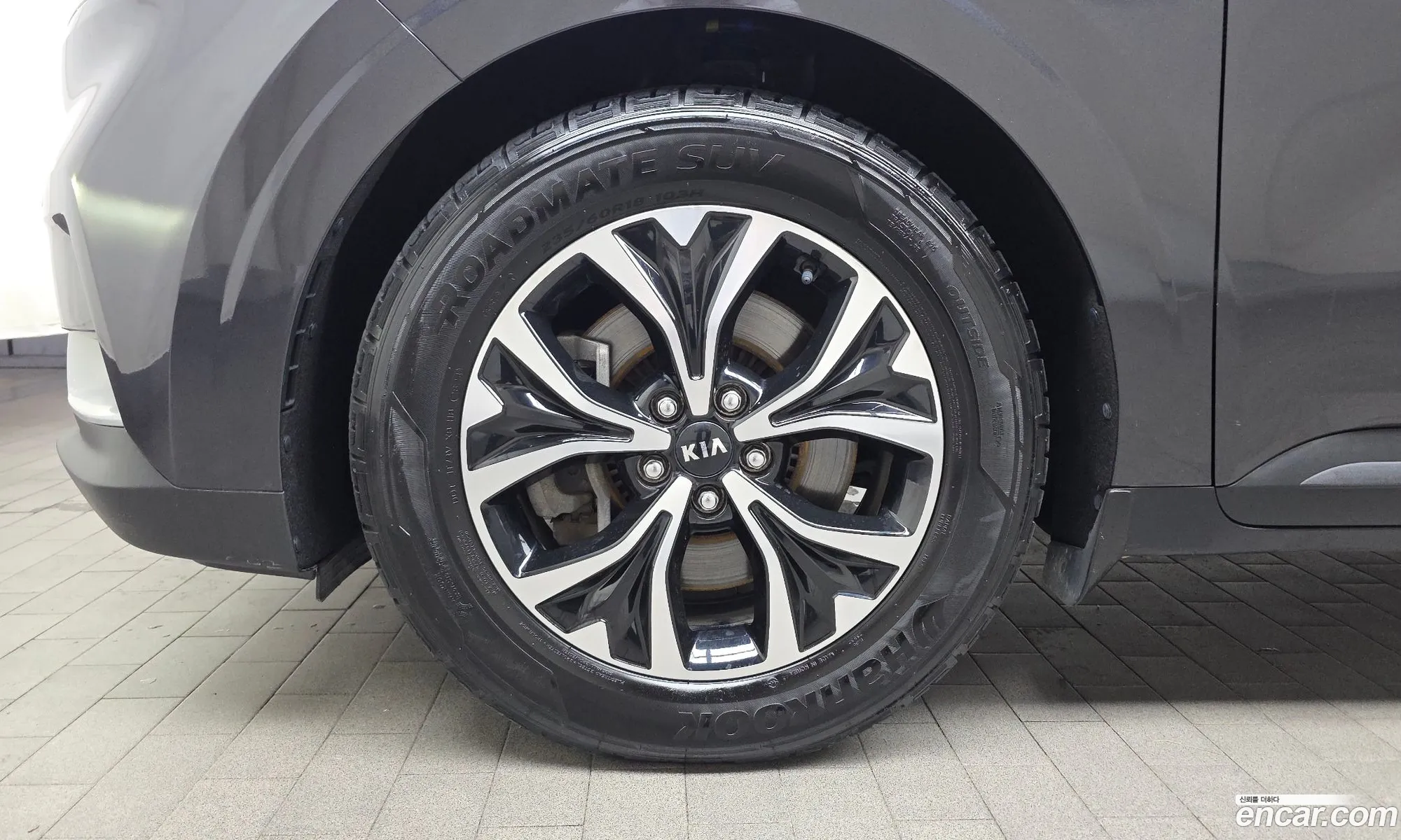 Kia Carnival 2021 KNHNB37BBMS109836 — 10