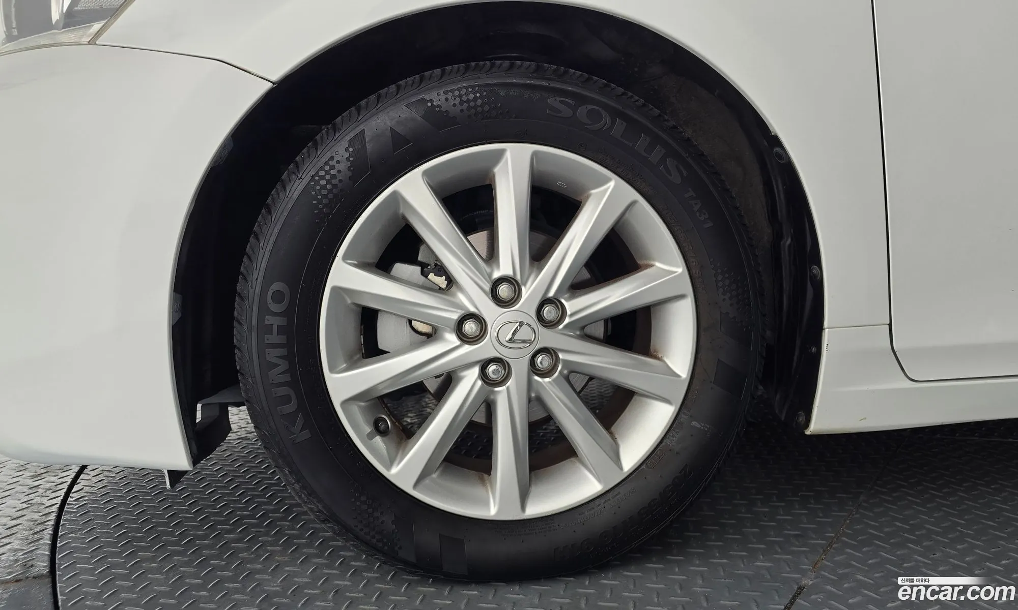 Lexus CT200h 2012 JTHKD5BH3D2126715 — 14