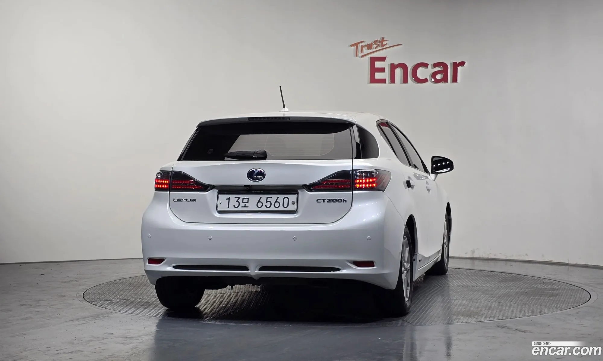 Lexus CT200h 2012 JTHKD5BH3D2126715 — 7