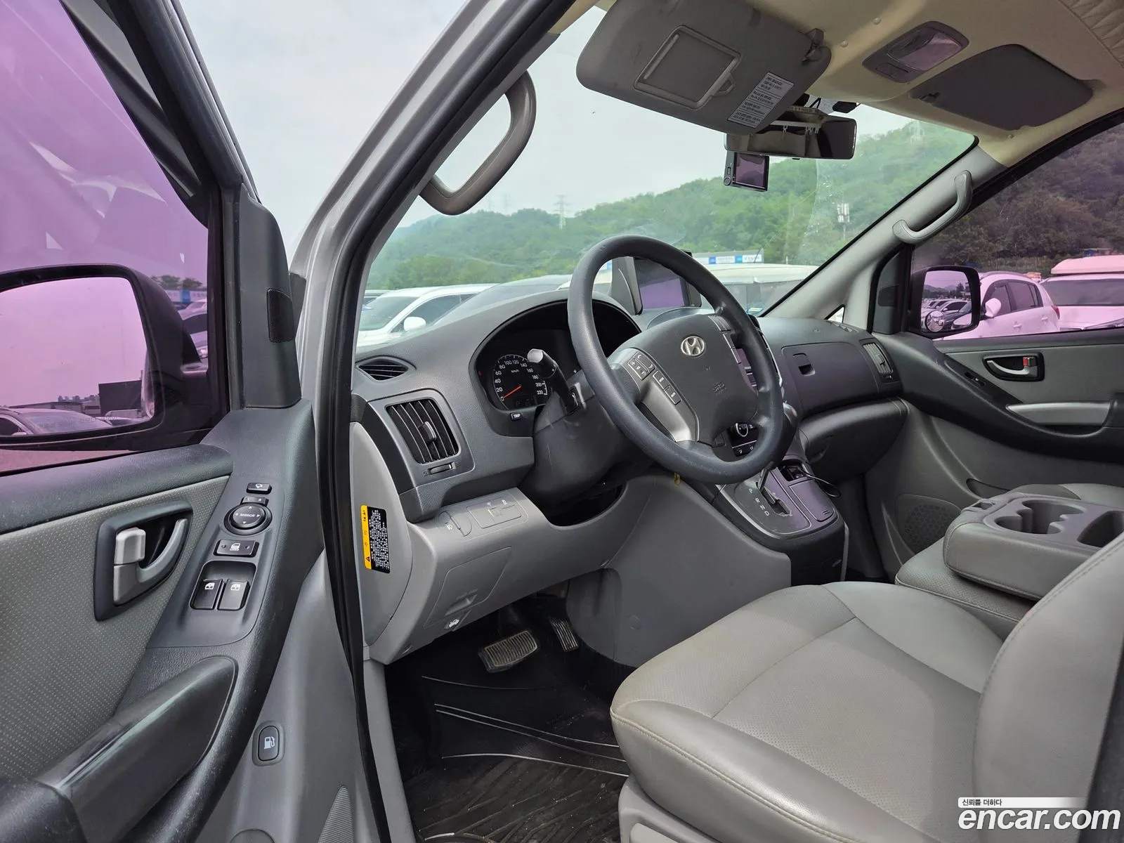 Hyundai Grand Starex 2016 — 10