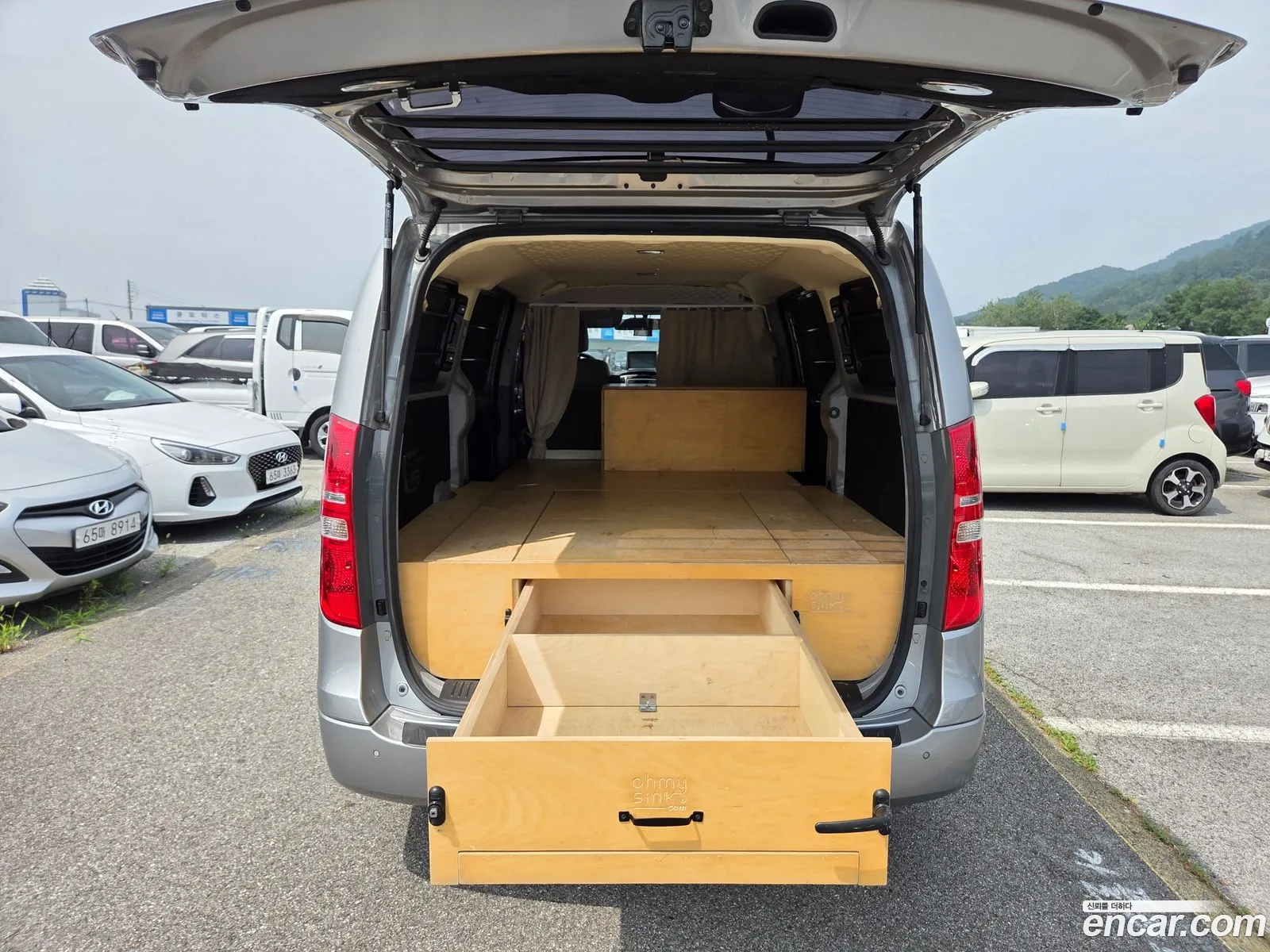 Hyundai Grand Starex 2016 — 17