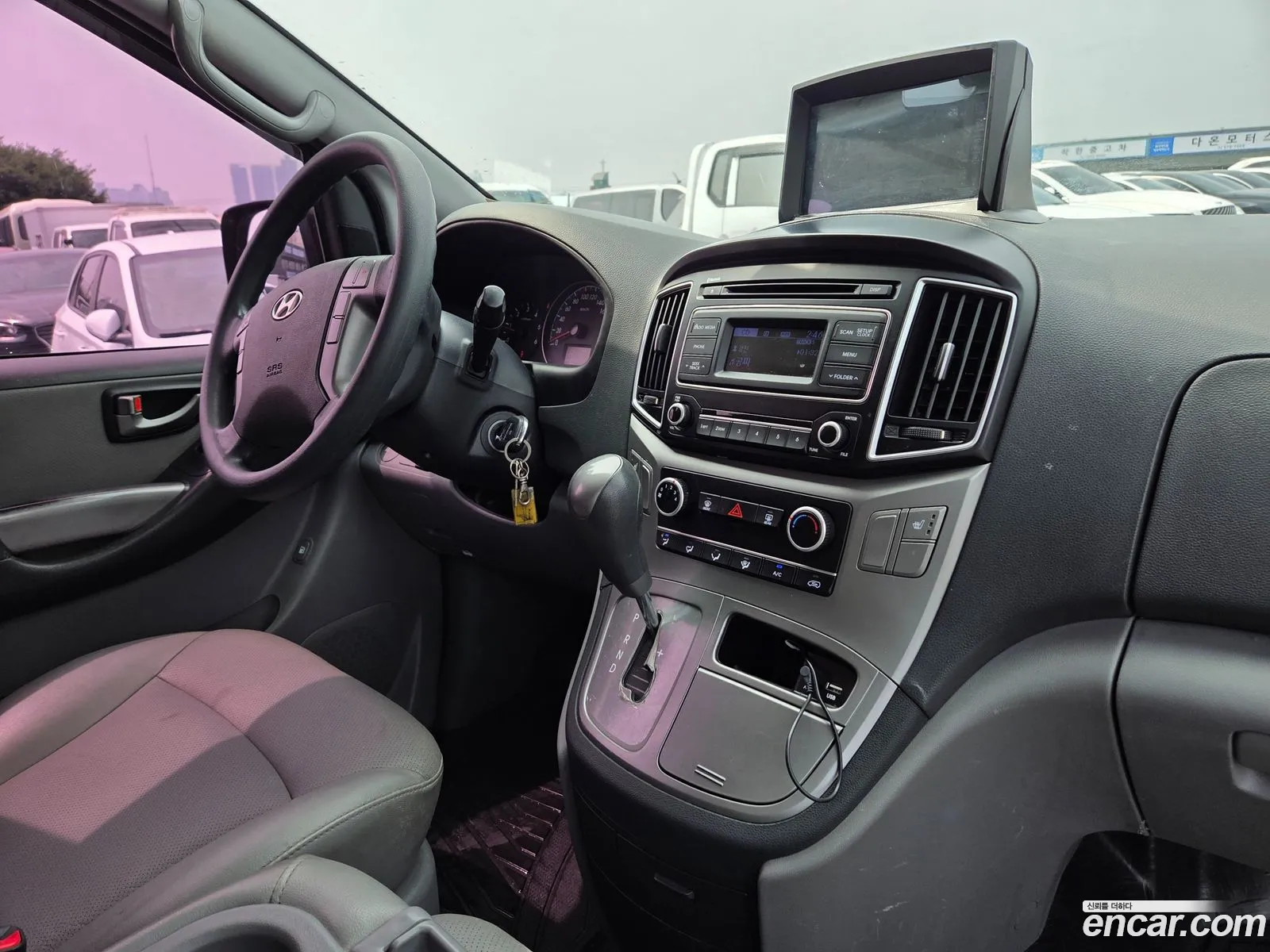 Hyundai Grand Starex 2016 — 14