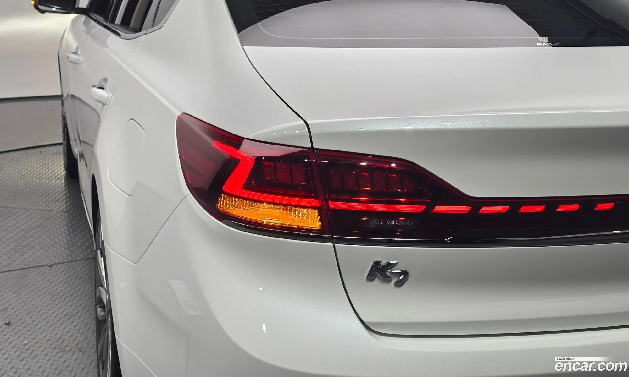 Kia K7 Premier 2019 KNALC41BBLA181653 — 6