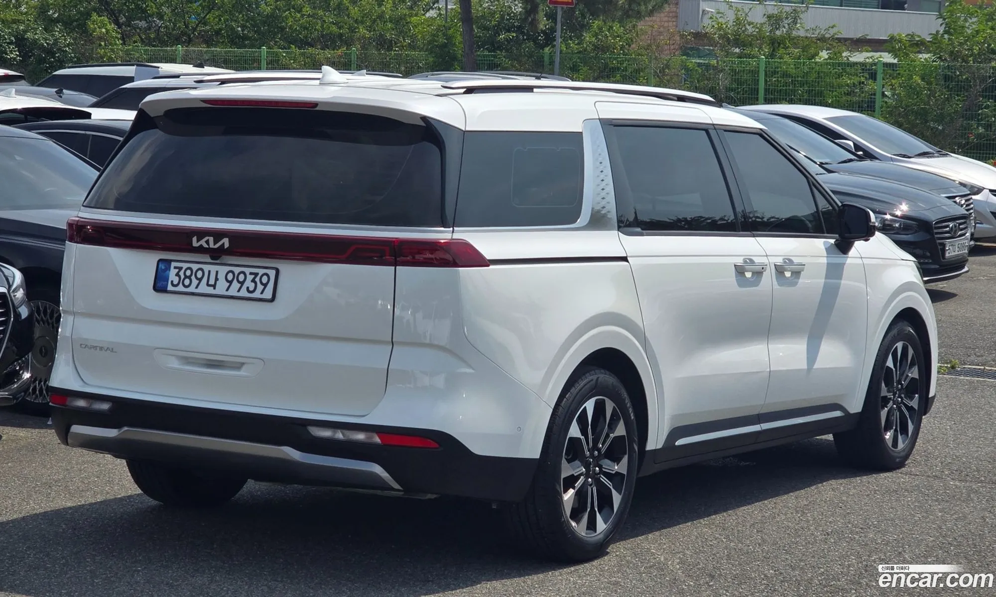 Kia Carnival 2023 — 2