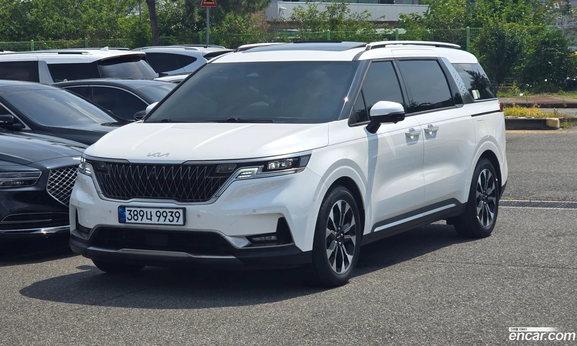 Kia Carnival 2023 — 16