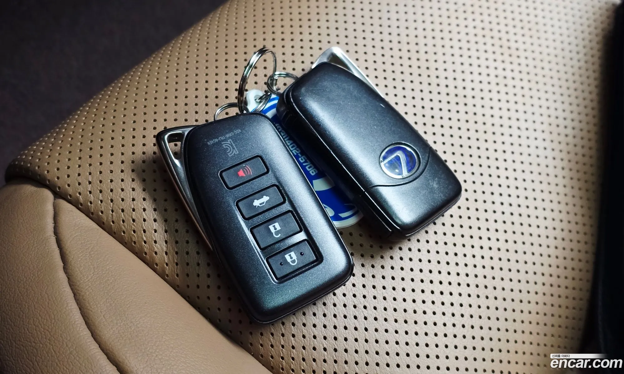 Lexus ES300h 2018 JTHBW1GG7J2176550 — 20