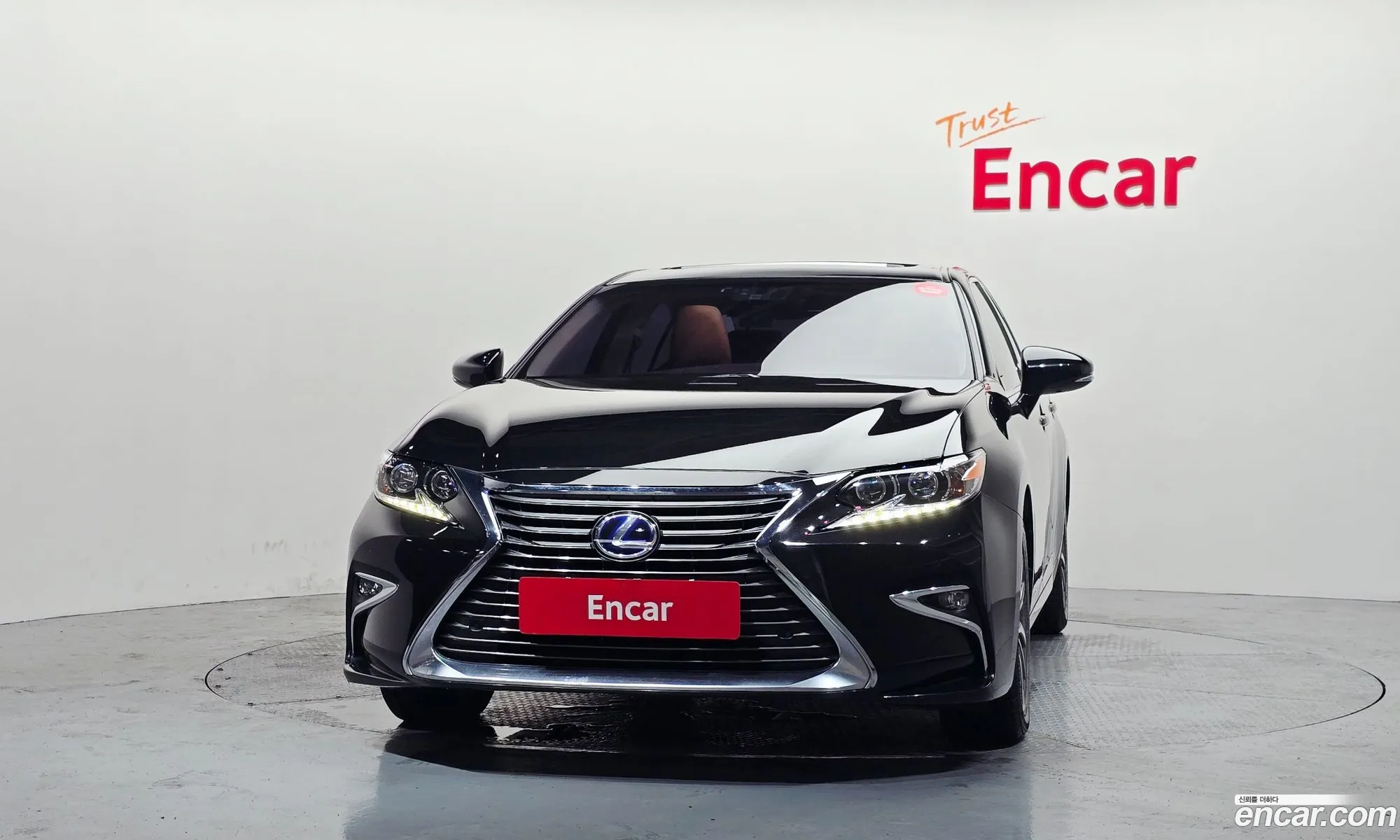 Lexus ES300h 2018 JTHBW1GG7J2176550 — 18